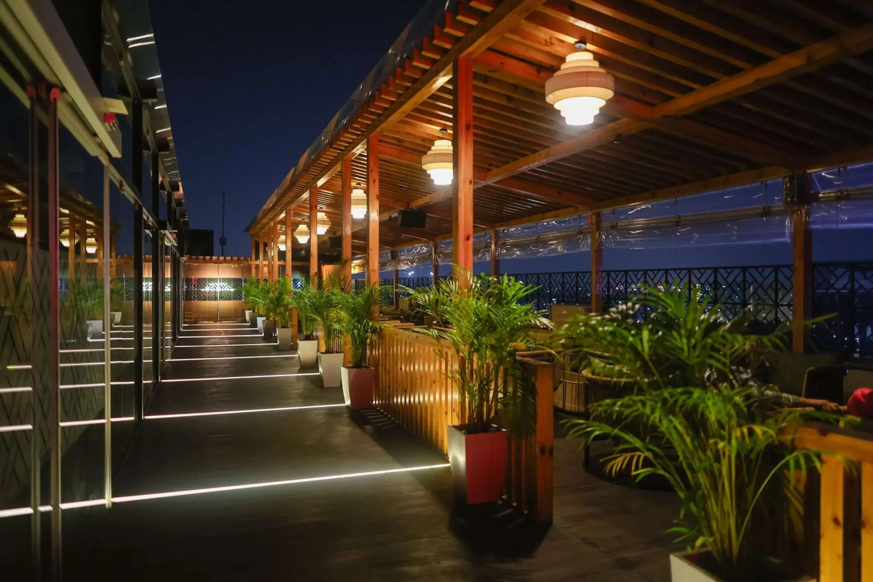 Restaurant/places to eat in Hilton Chennai Restaurant/places to eat in Hilton Chennai