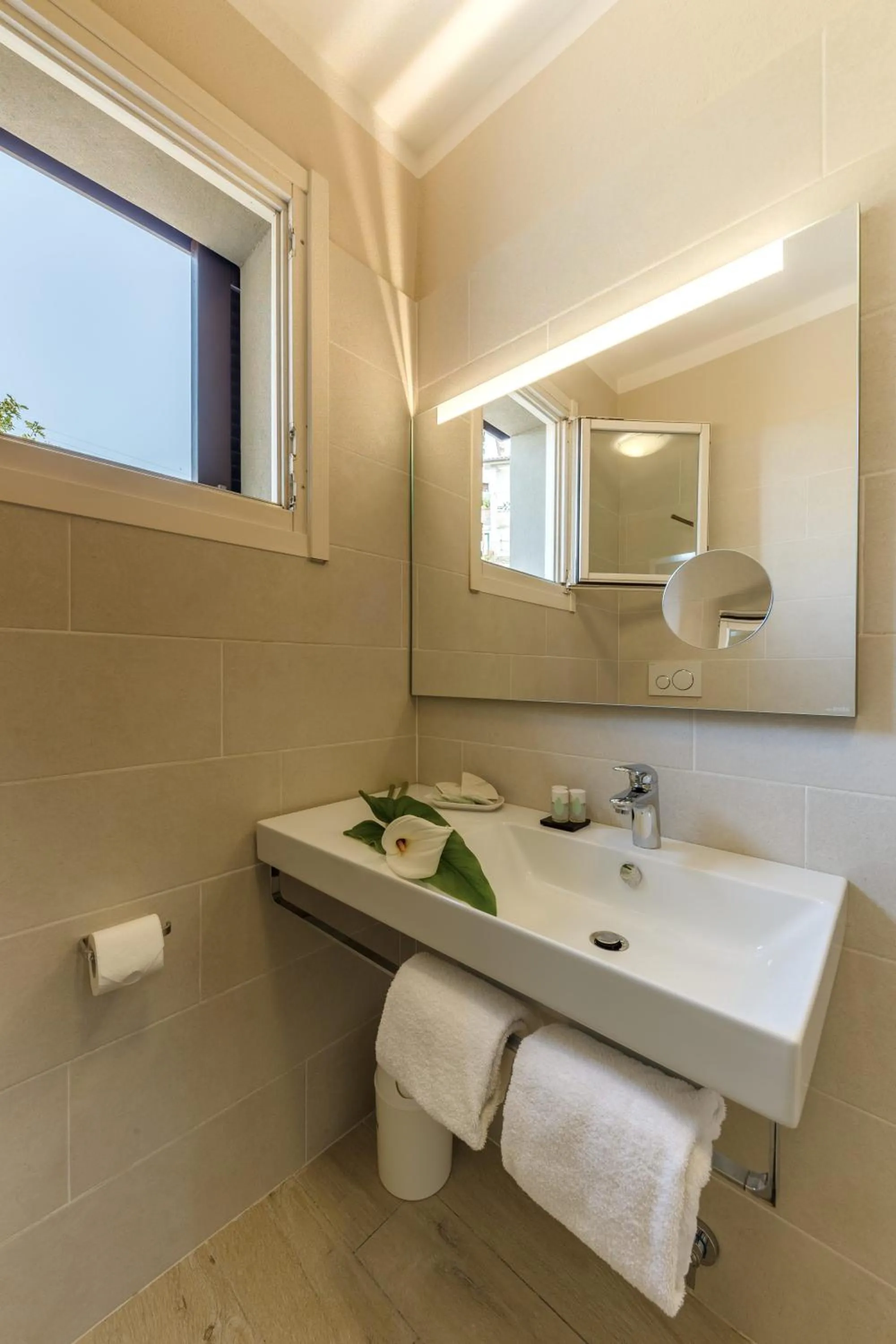 Bathroom in Hotel Cernia Isola Botanica