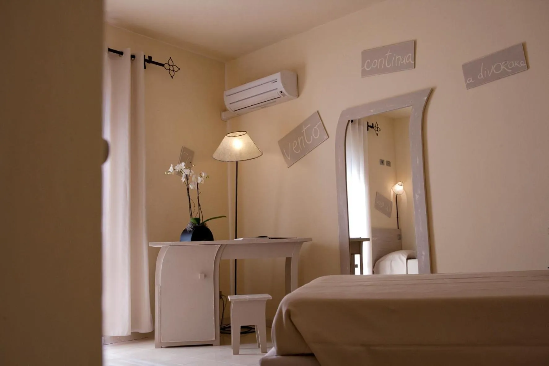 Bed in Hotel Cernia Isola Botanica