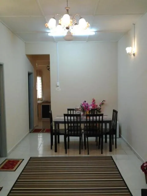 Living room in Alisa Homestay