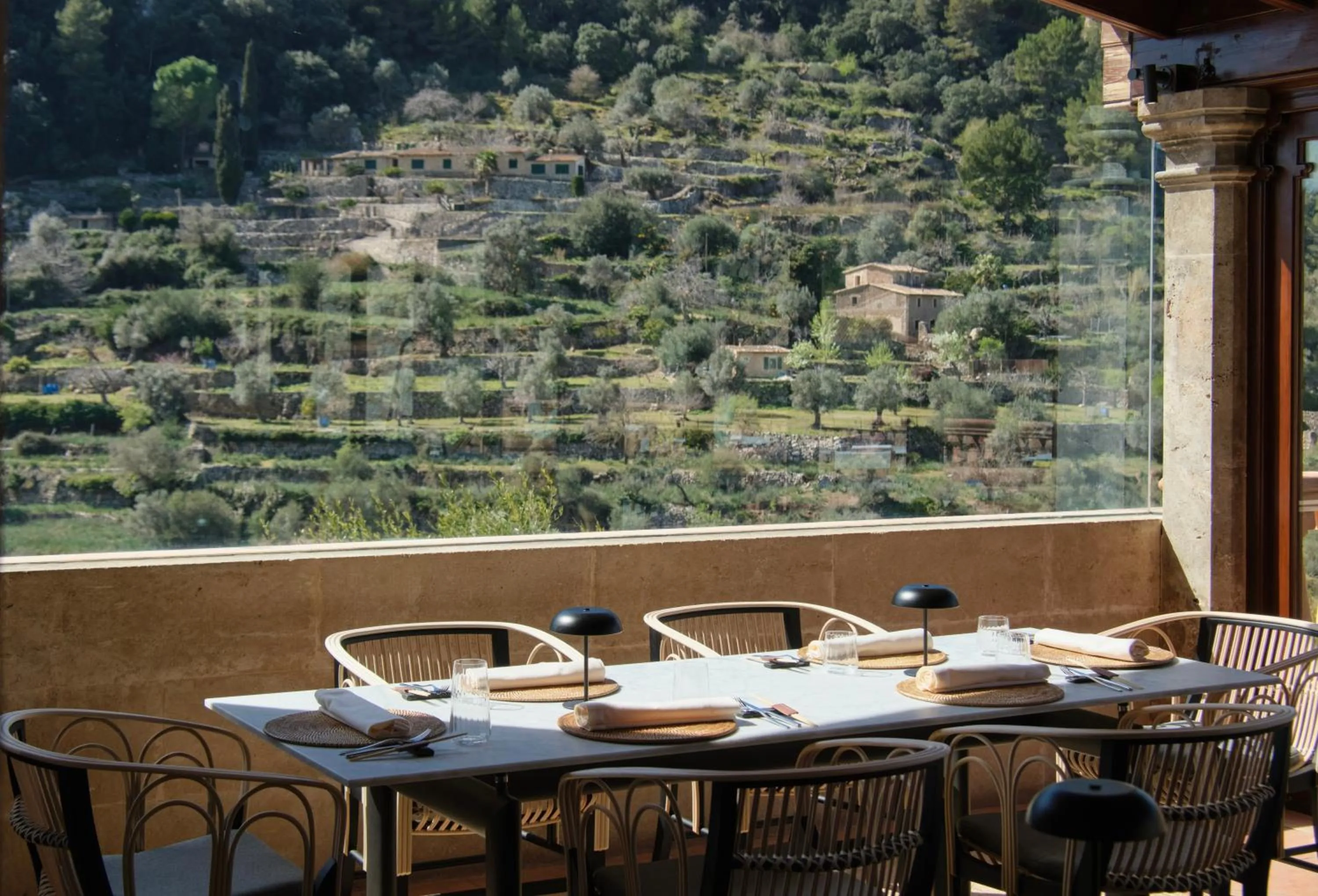 Restaurant/places to eat in Valldemossa Hotel