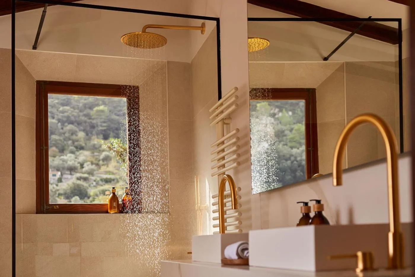 Bathroom in Valldemossa Hotel