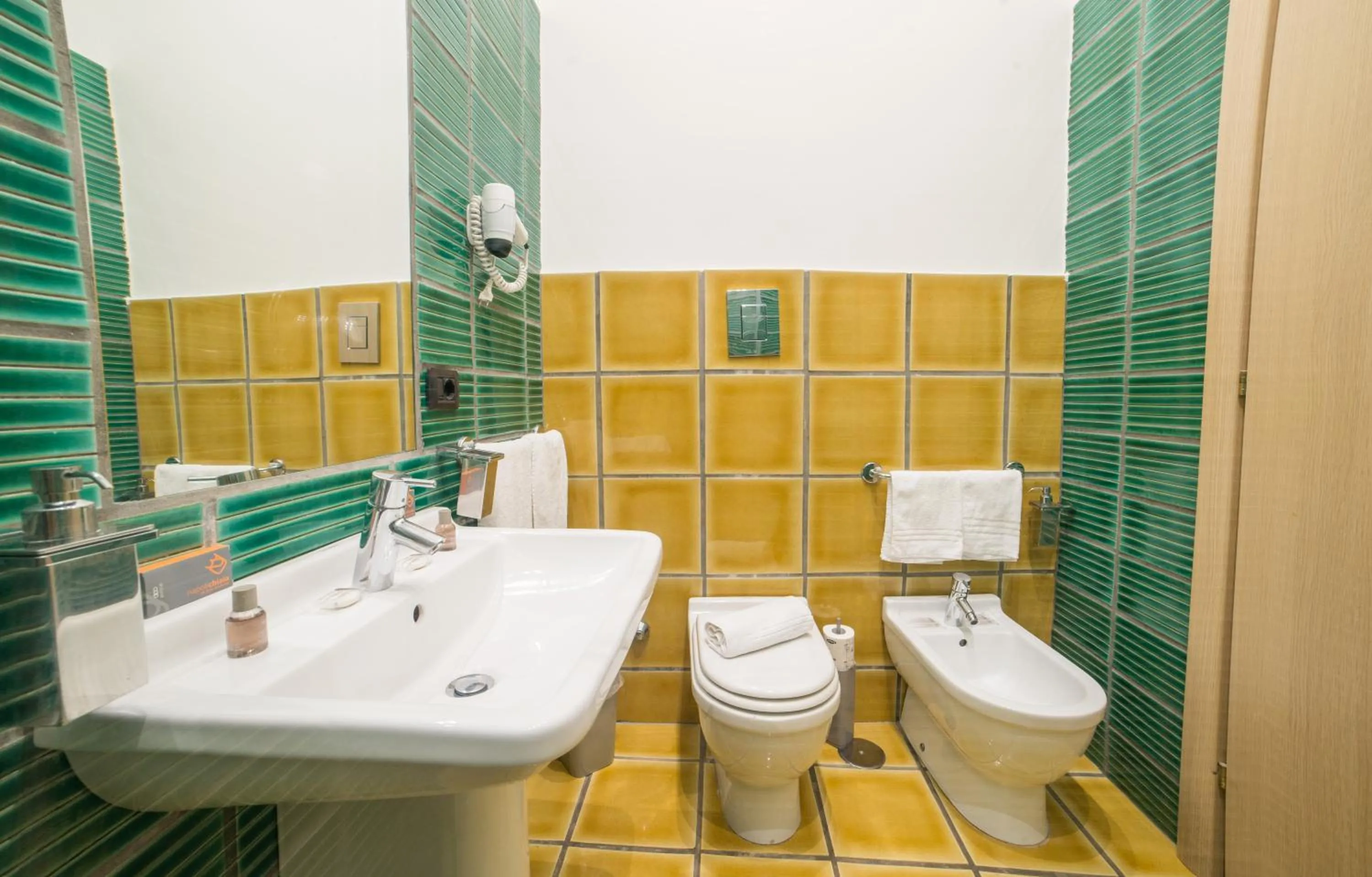 Toilet in B&B Chiaia 32