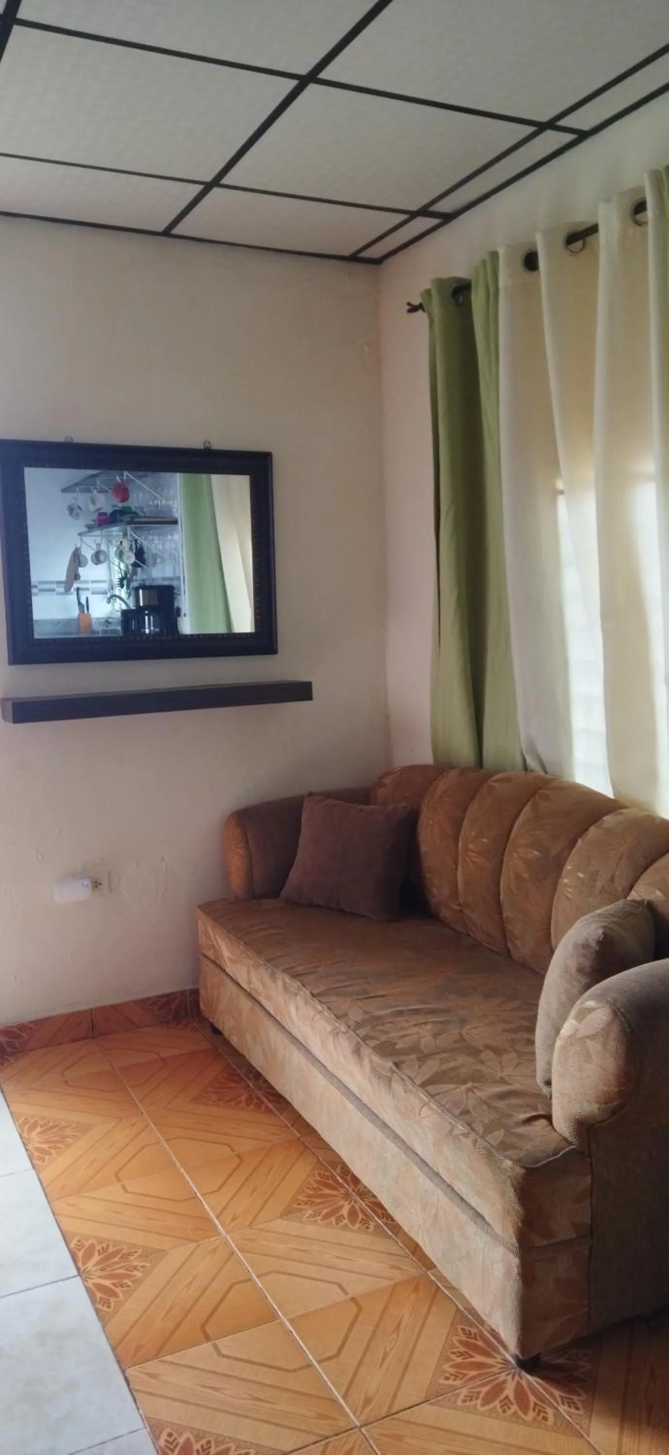 Ofiuras Hostal