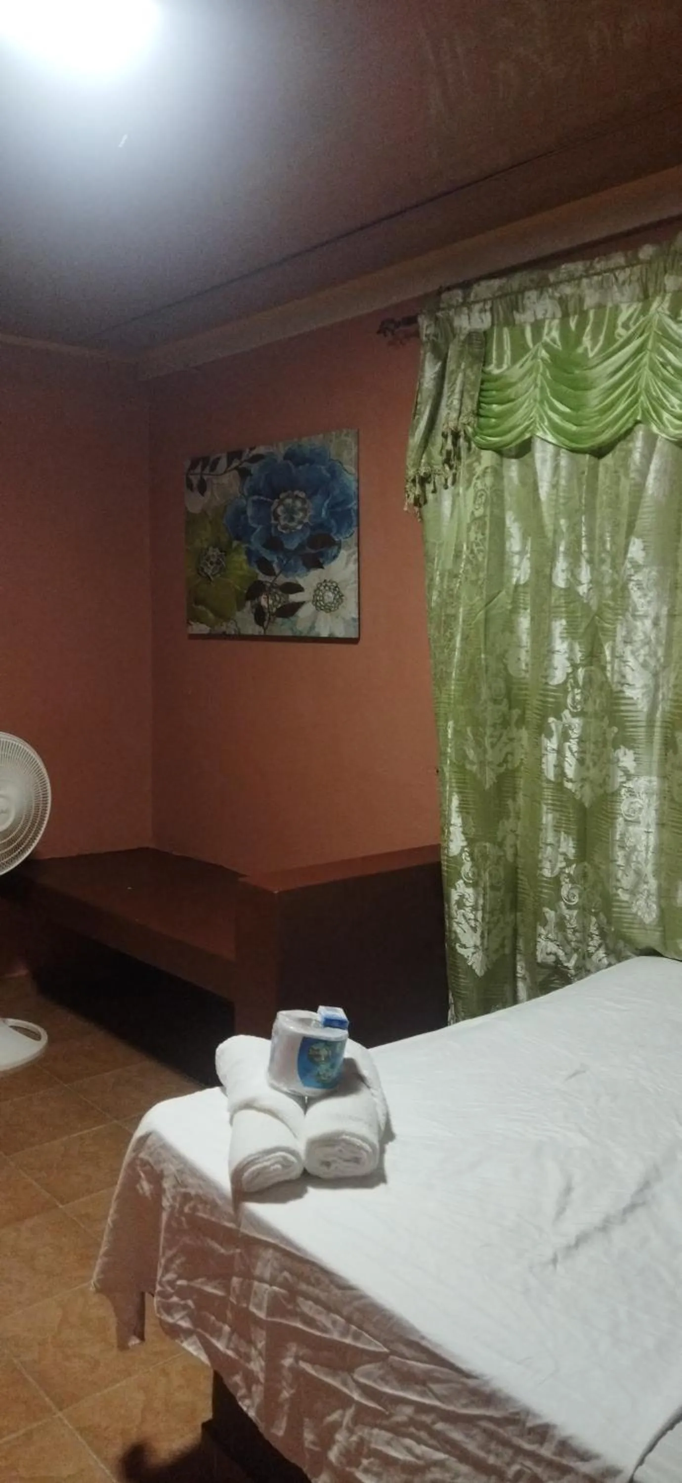 Bed in Ofiuras Hostal