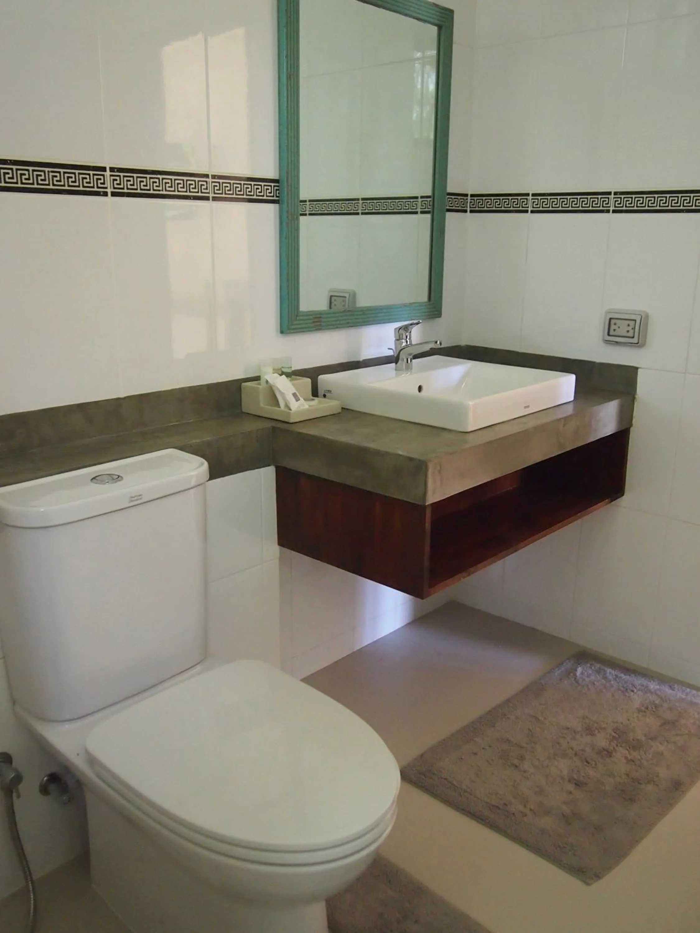 Bathroom in AT Bangsak Resort