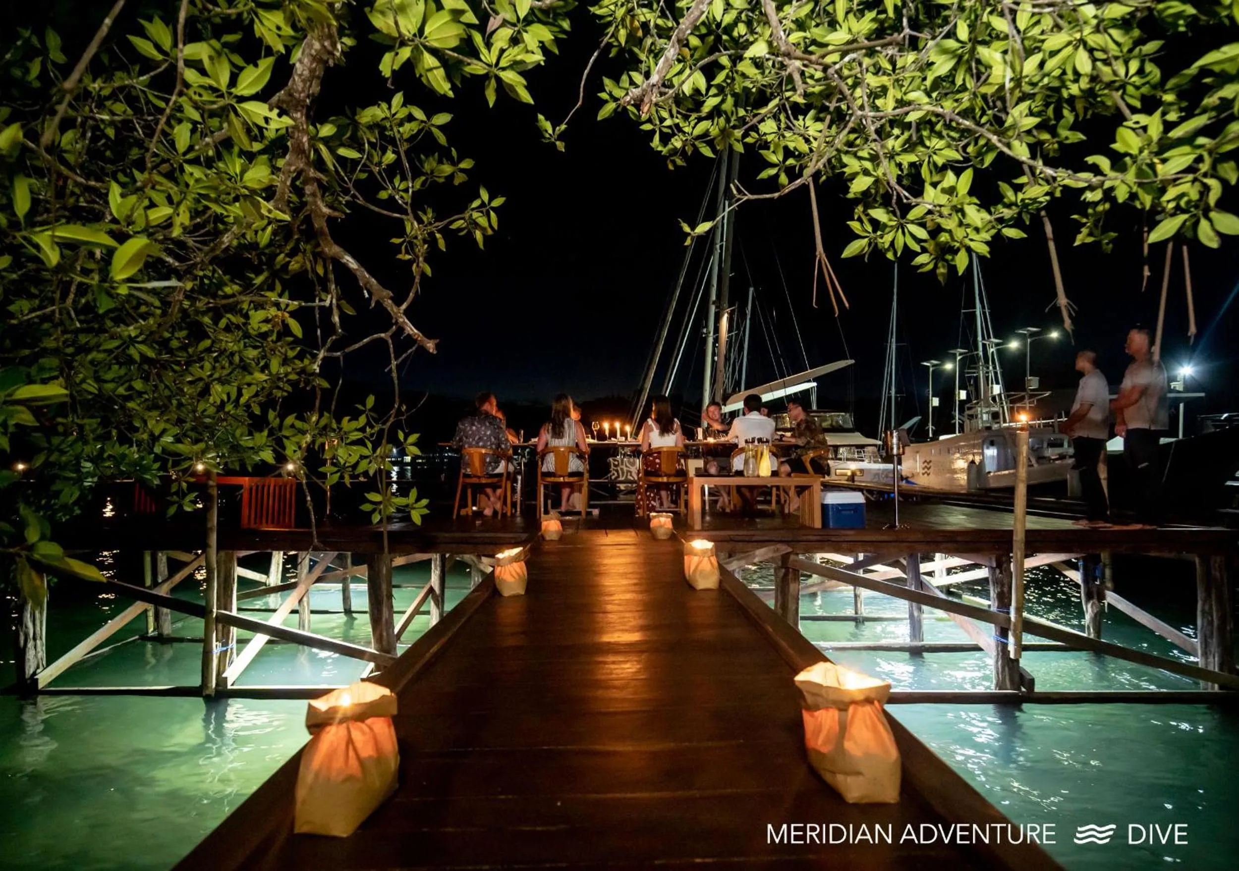 Restaurant/places to eat in Meridian Adventure Marina Club & Resort