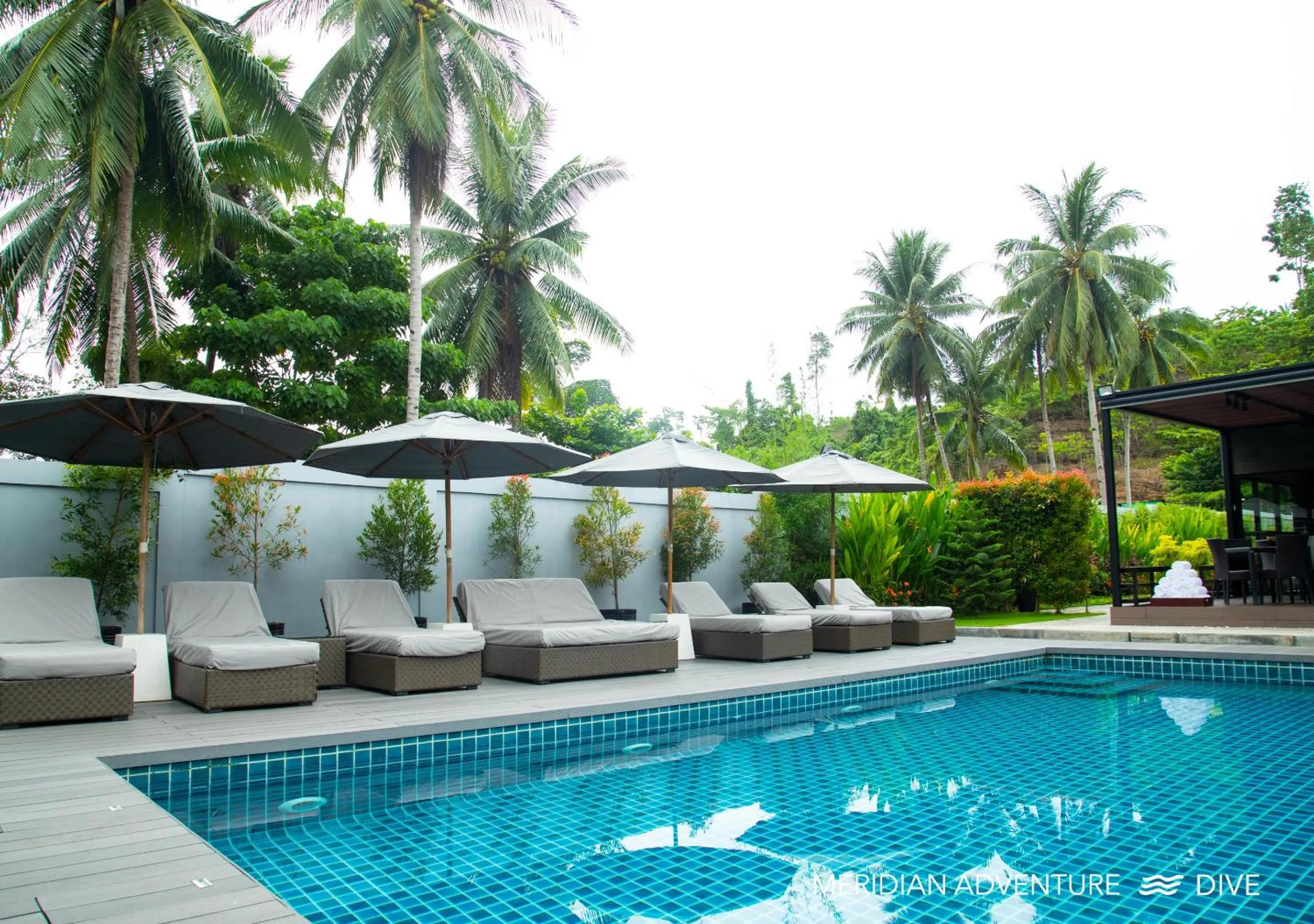 Swimming pool in Meridian Adventure Marina Club & Resort