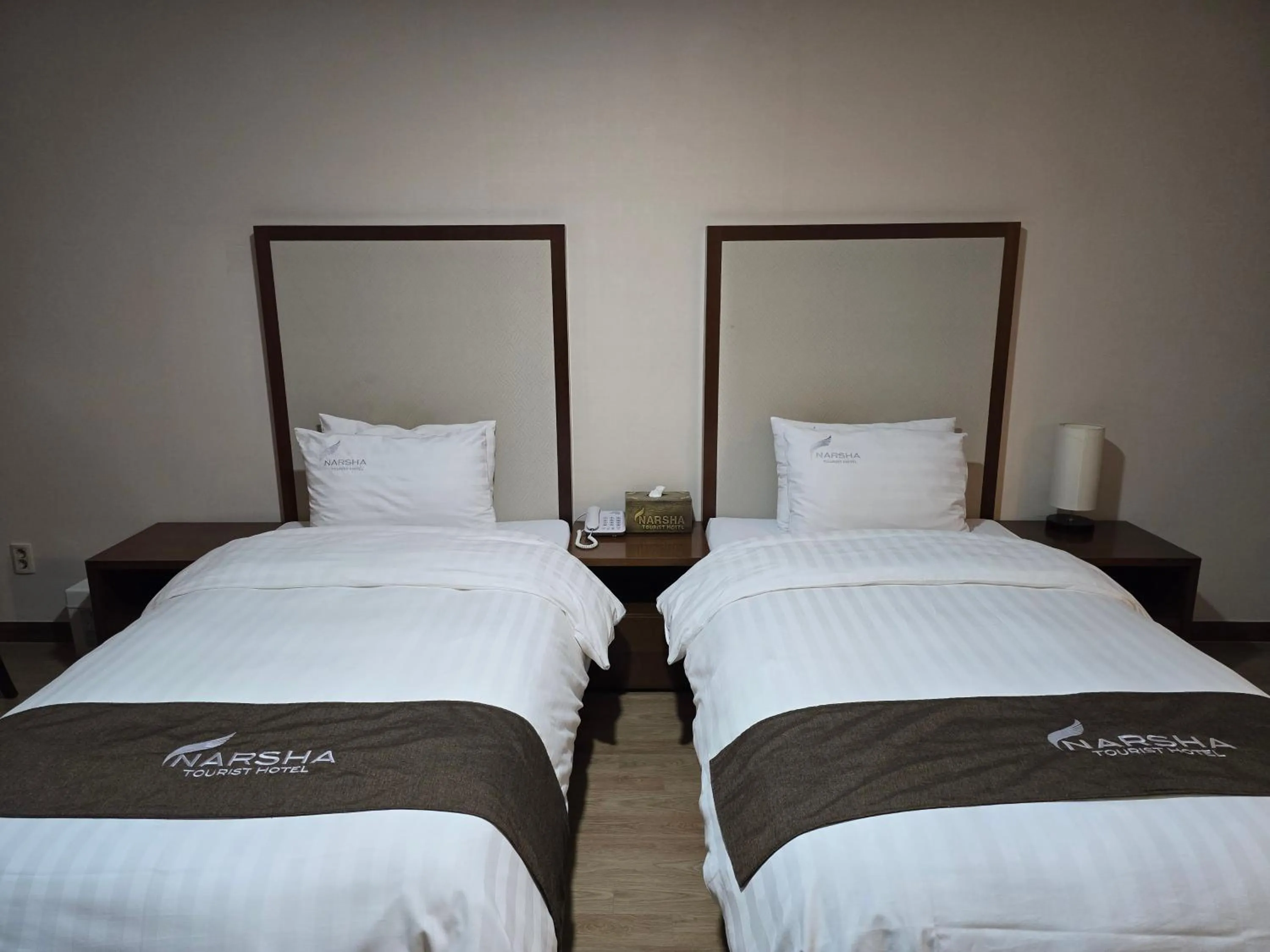 Bed in Yeosu Narsha Hotel