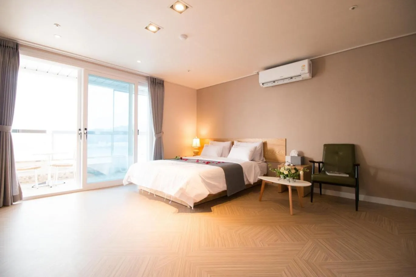 Bed in Lium Spa Hostel