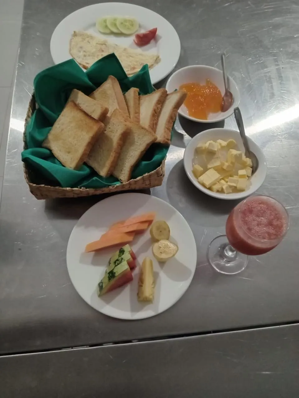 Breakfast in Wildescape Polonnaruwa