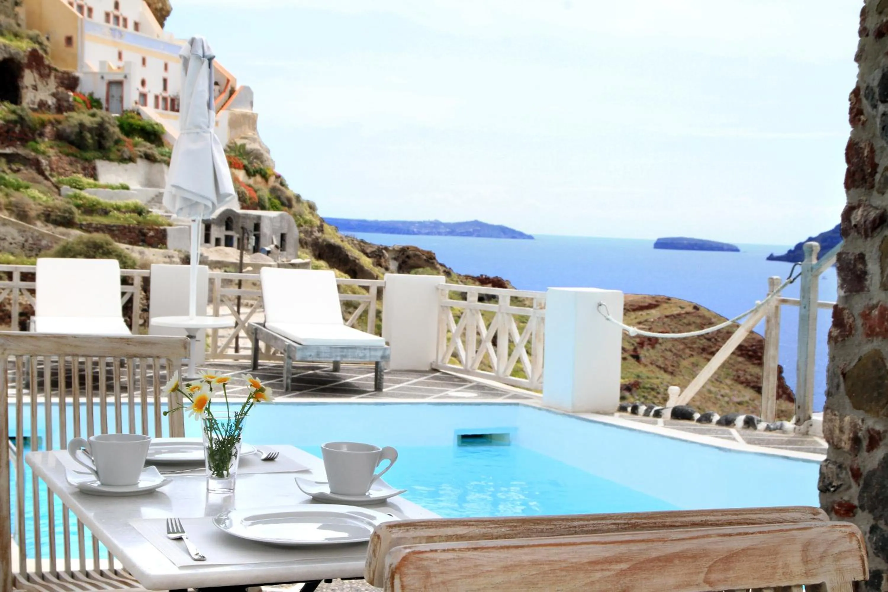 Restaurant/places to eat in Oia Mare Villas