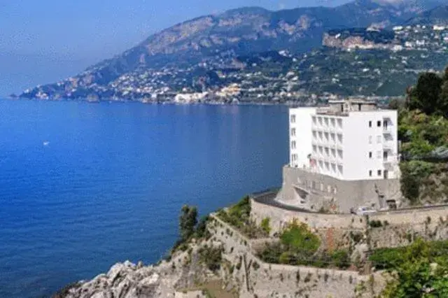 Facade/entrance in Residence Due Torri Facade/entrance in Residence Due Torri