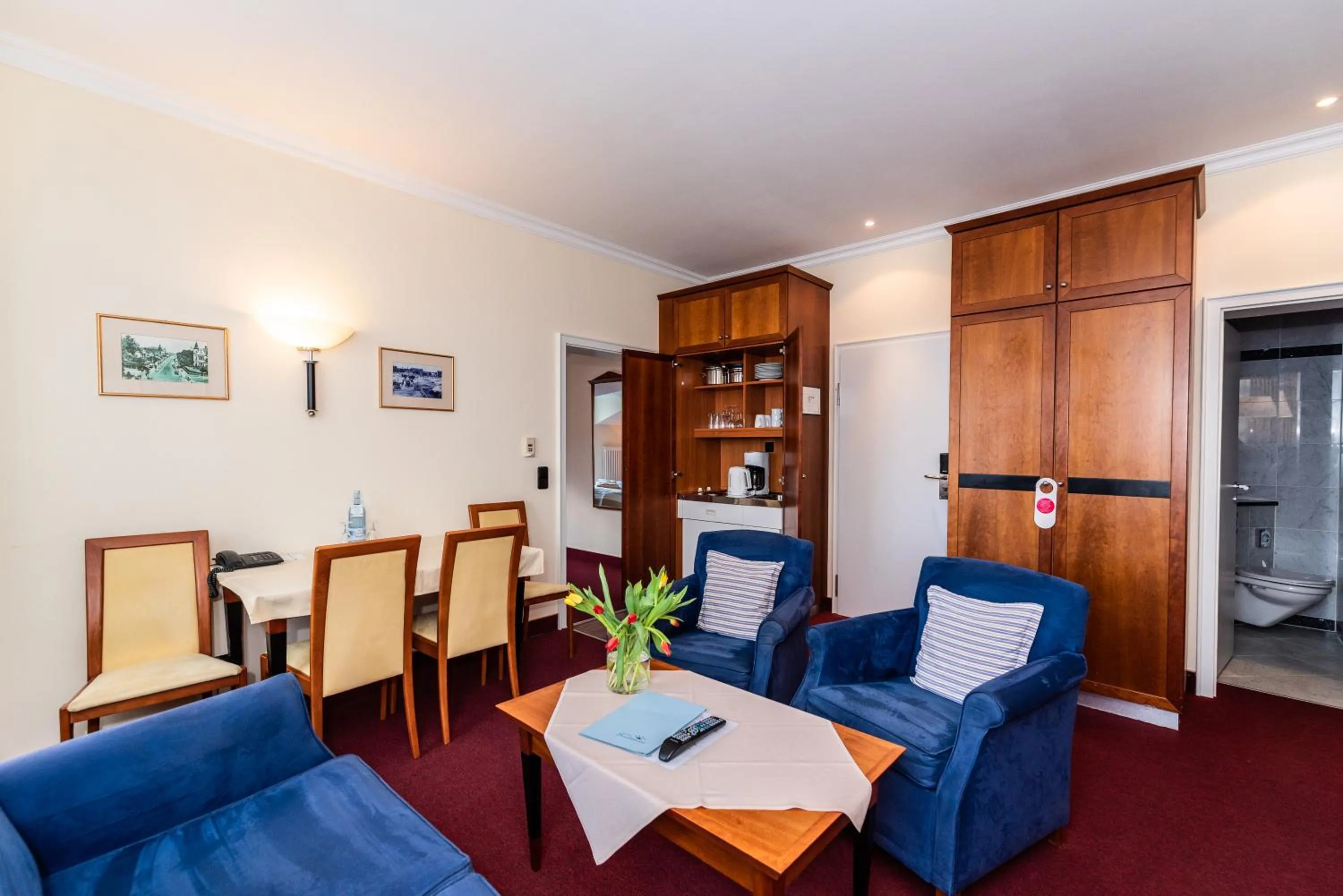 Kitchen or kitchenette in Aparthotel Seeschlösschen