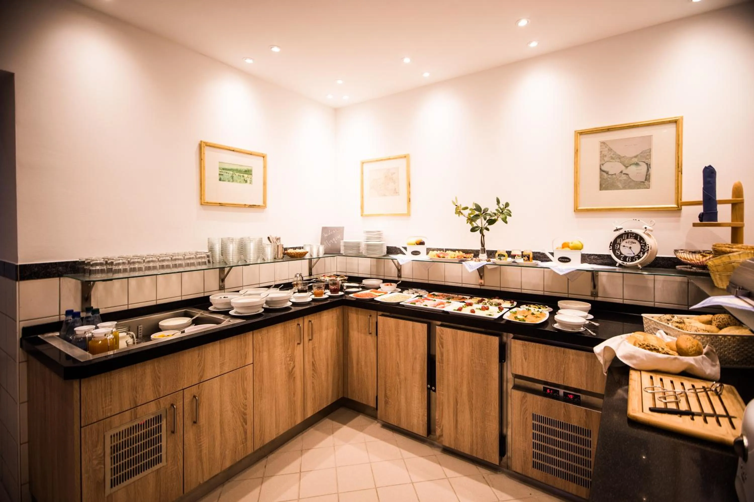 Restaurant/places to eat in Aparthotel Seeschlösschen