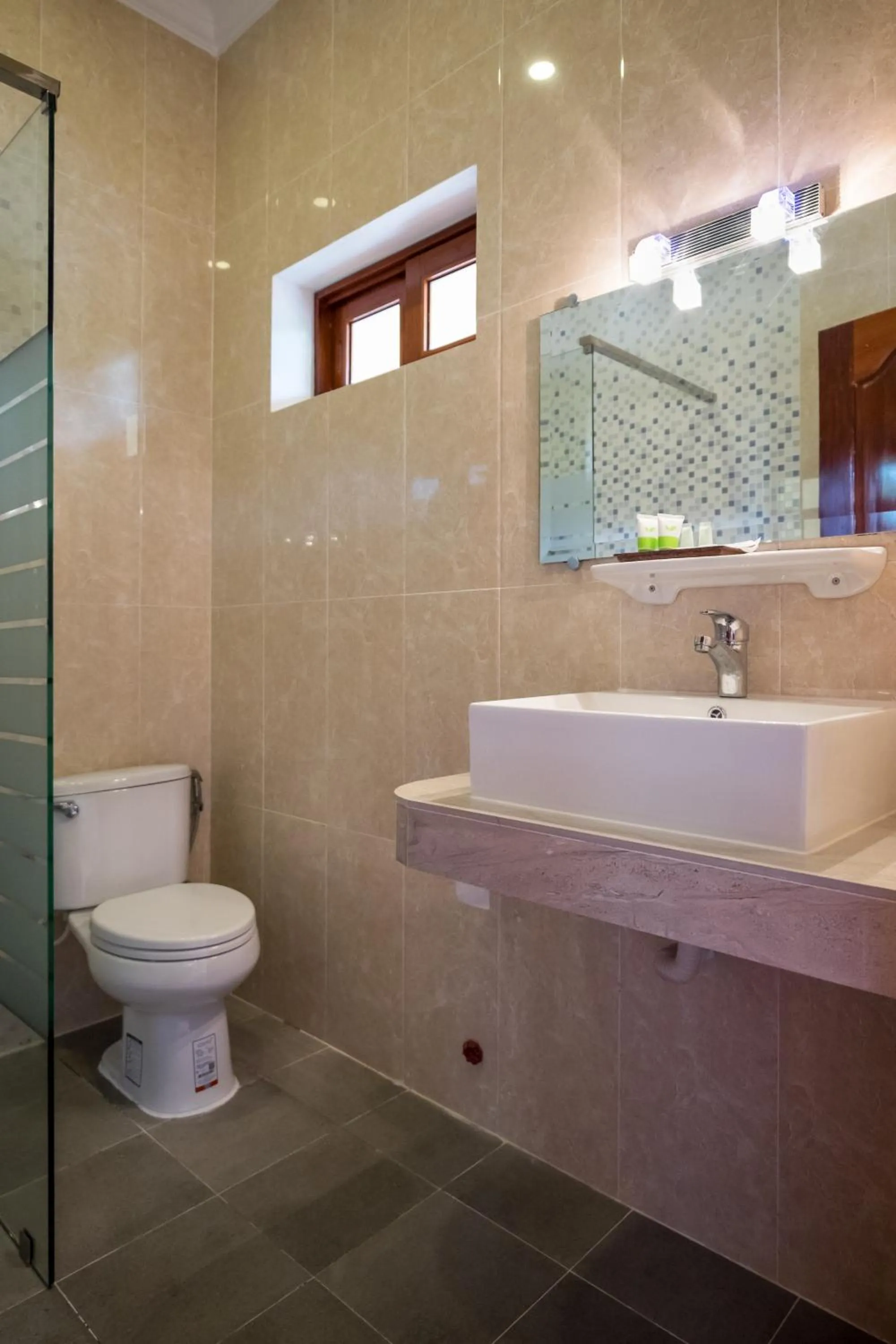 Bathroom in Riviera Hotel & Resort Kep