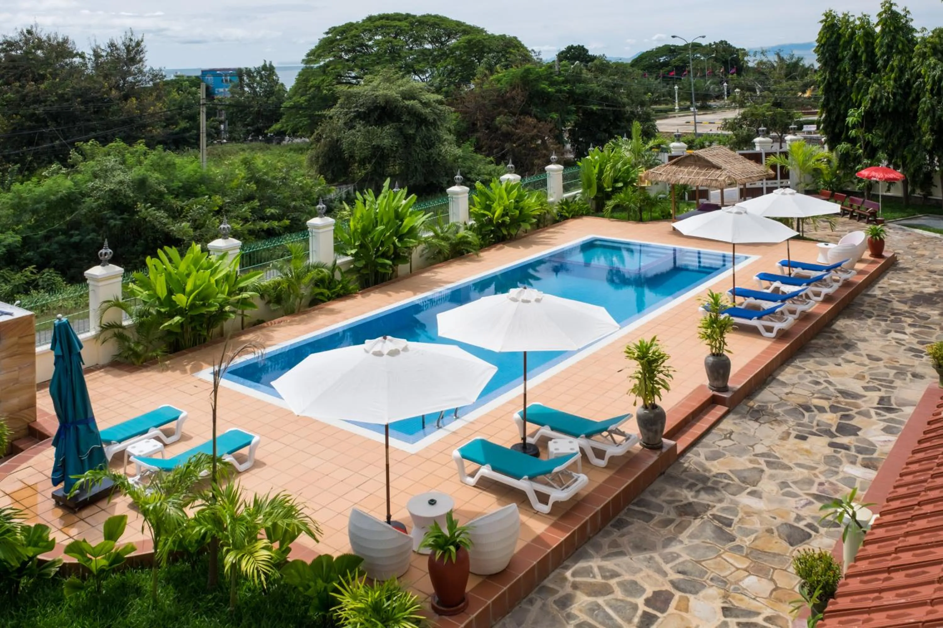 Swimming pool in Riviera Hotel & Resort Kep