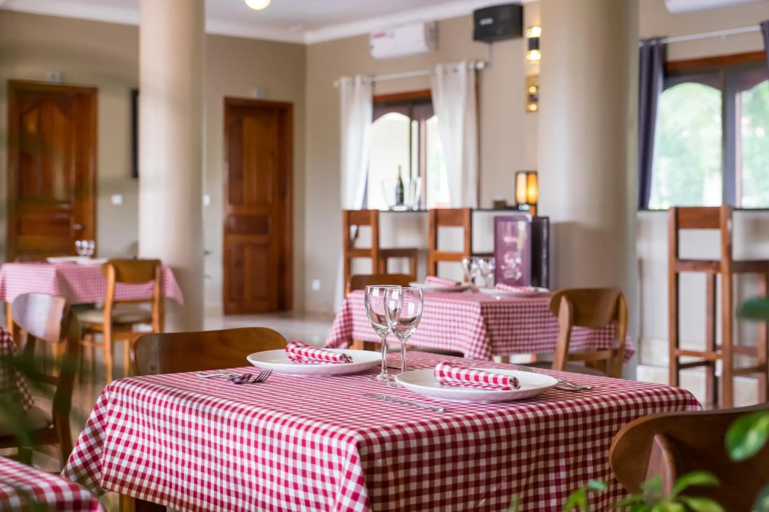 Restaurant/places to eat in Riviera Hotel & Resort Kep Restaurant/places to eat in Riviera Hotel & Resort Kep