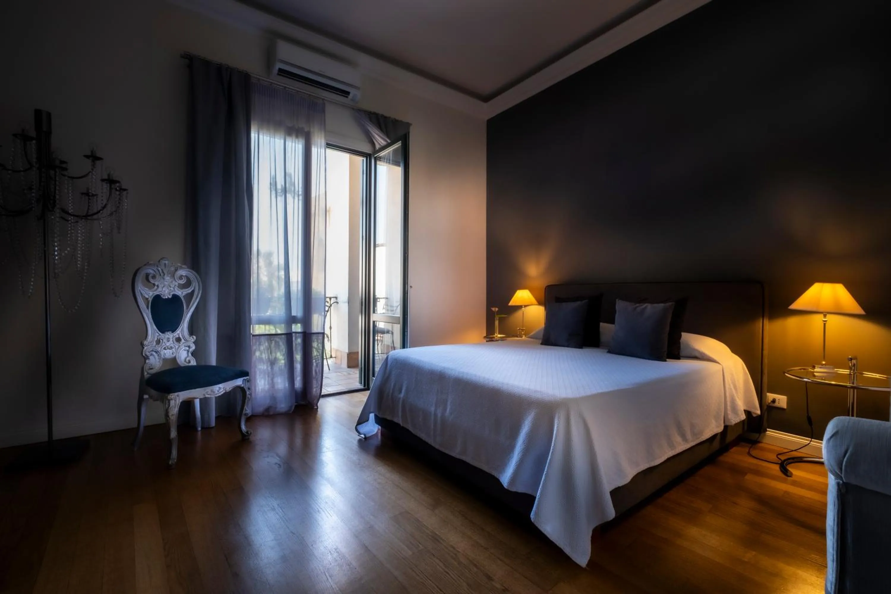 Bed in BB 22 Charming Rooms & Apartments