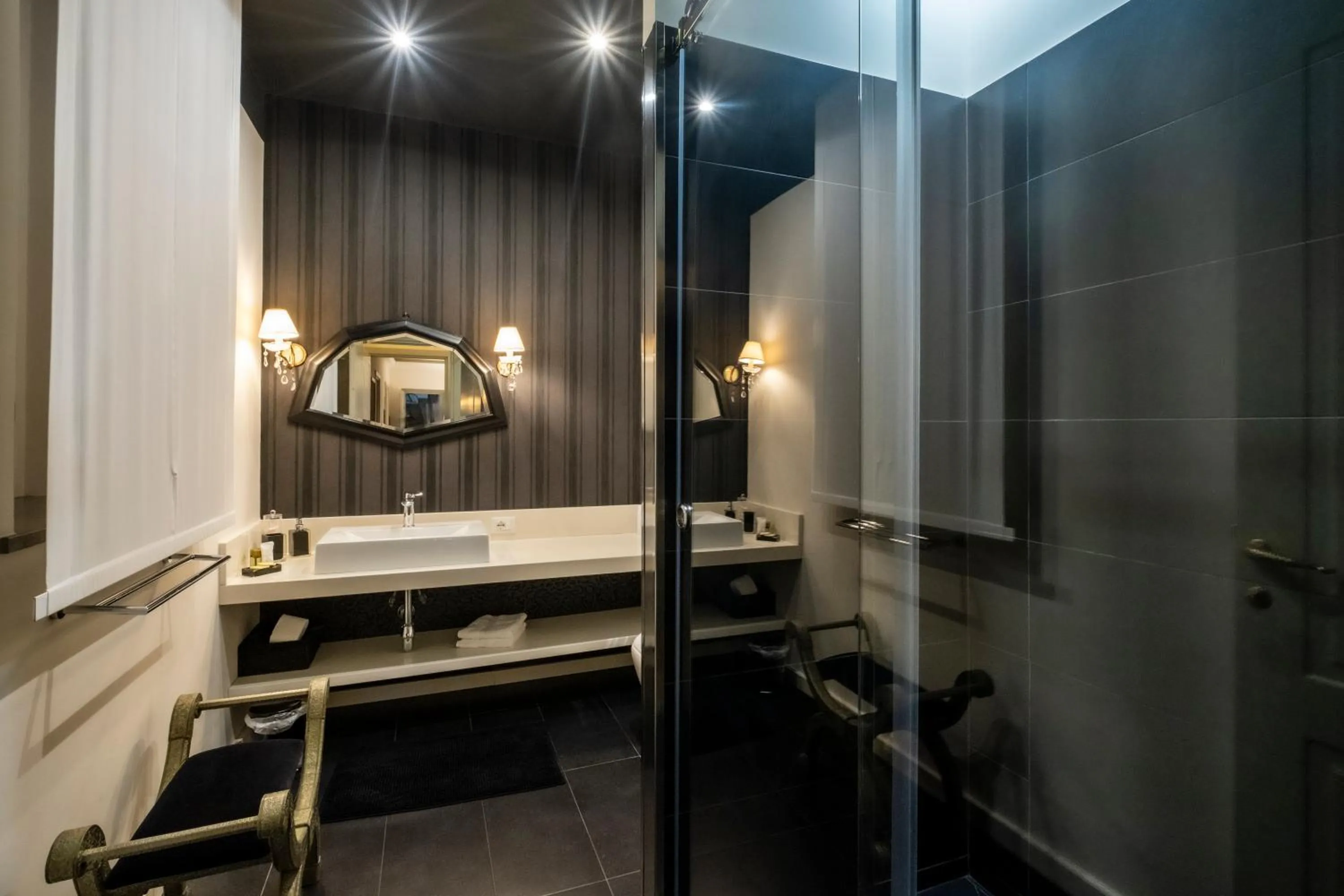 BB 22 Charming Rooms & Apartments