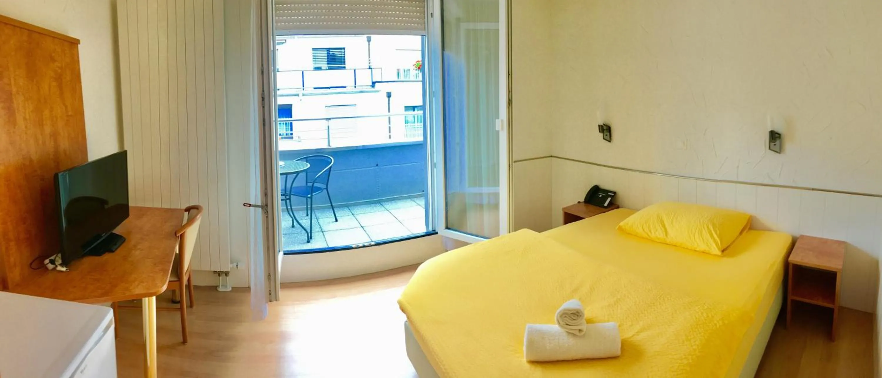 Bed in Hotel Locanda