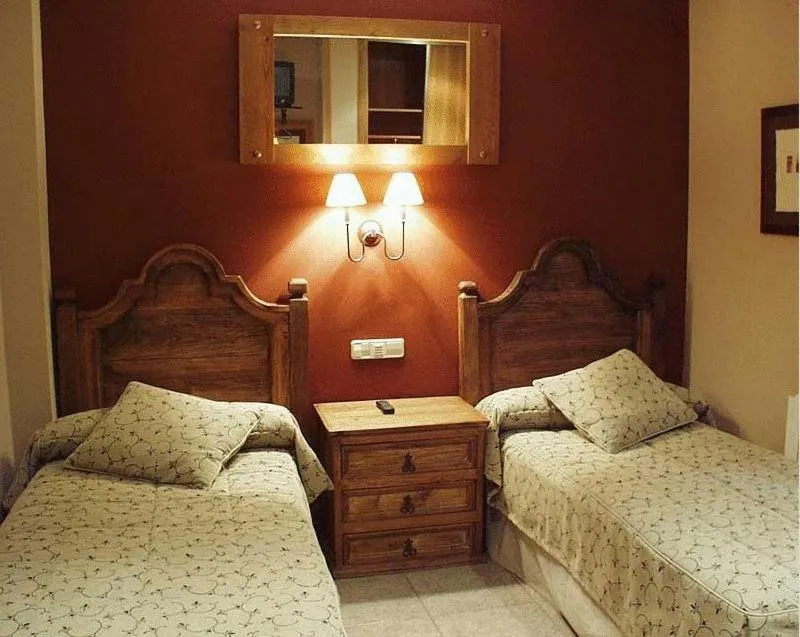 Photo of the whole room, Bed in Hotel Restaurante Revestido