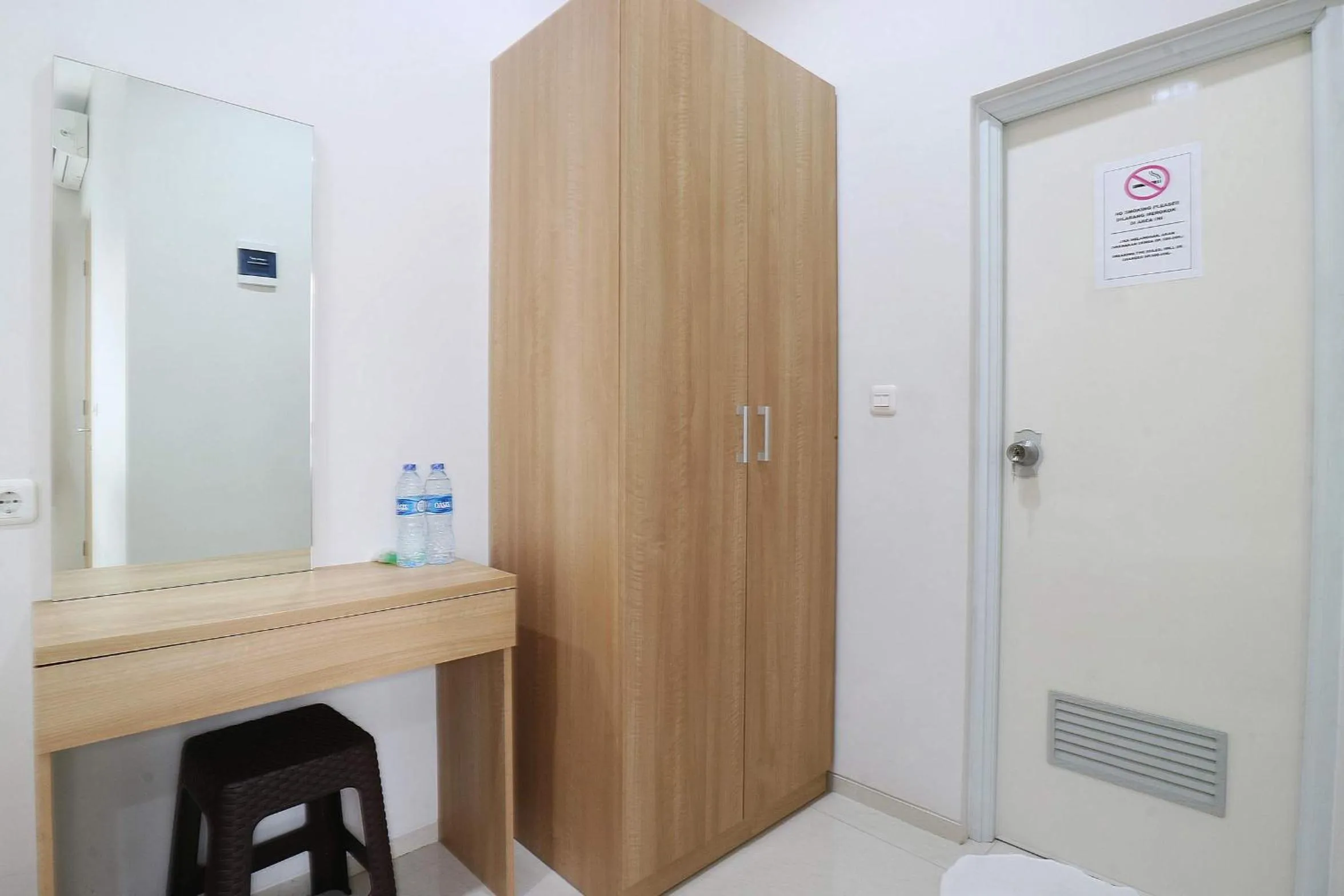 Coffee/tea facilities in Mk House Tendean