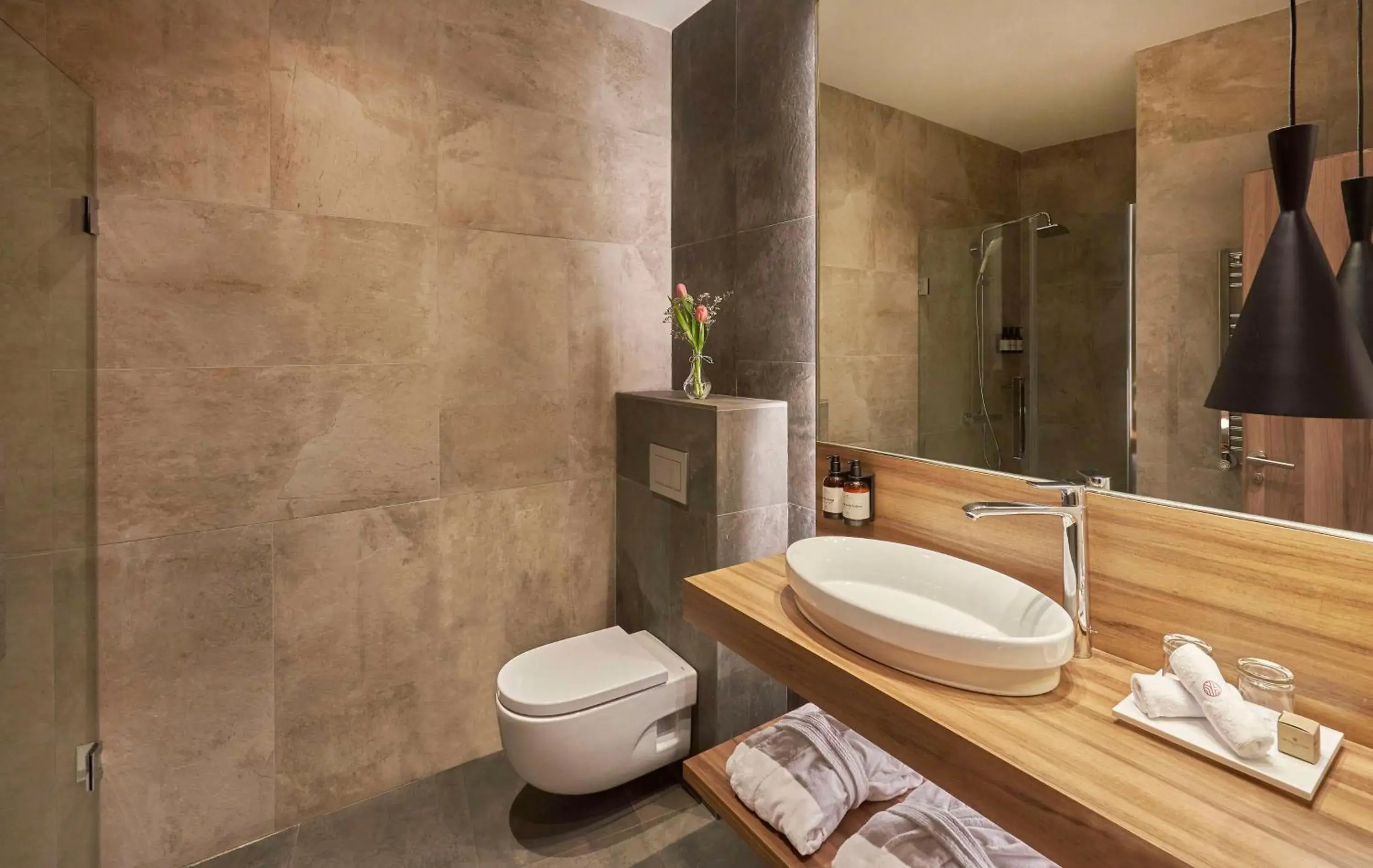 Bathroom in NH Collection Madrid Gran Vía Bathroom in NH Collection Madrid Gran Vía