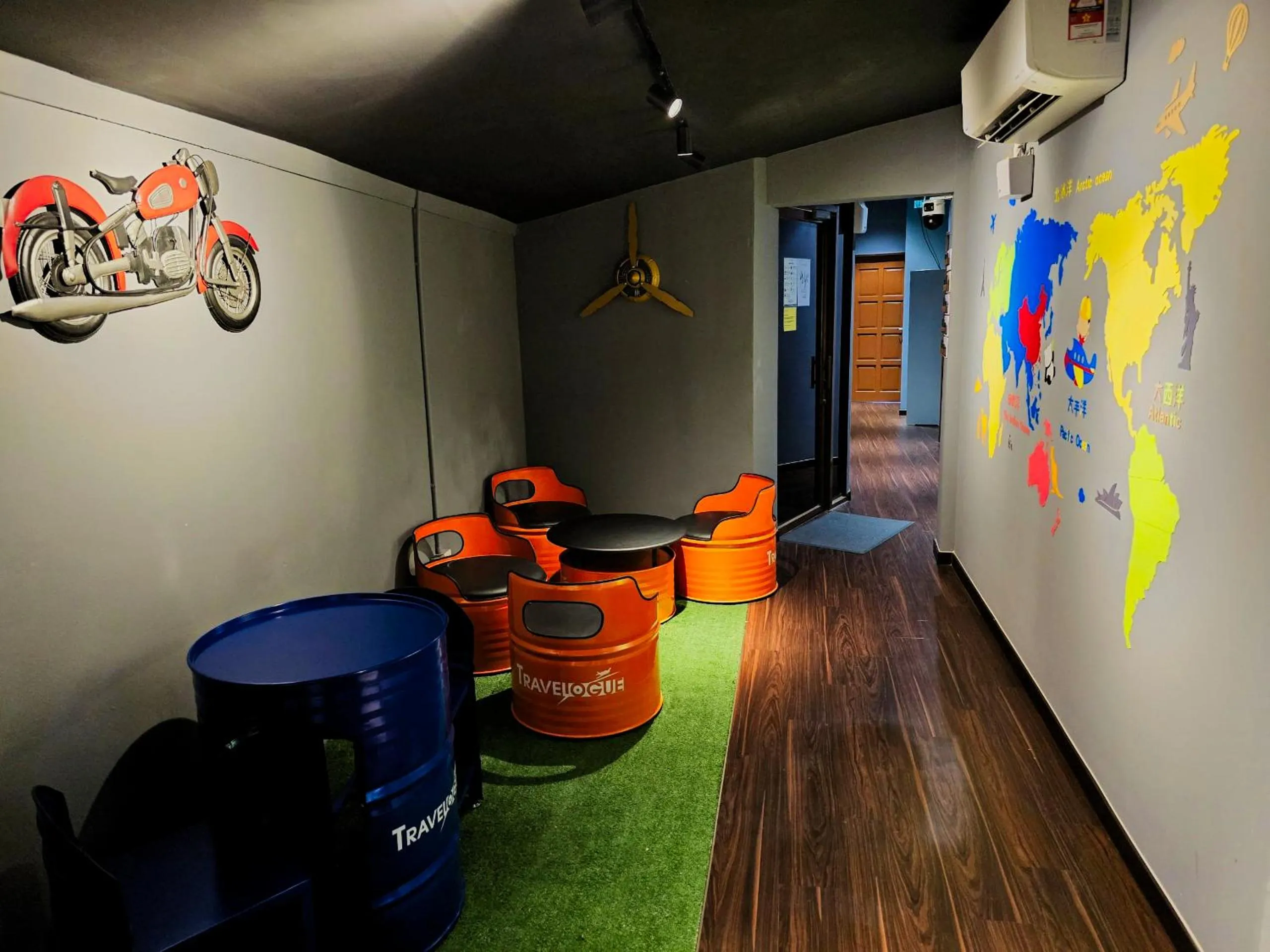 Seating area in Travelogue Guest House