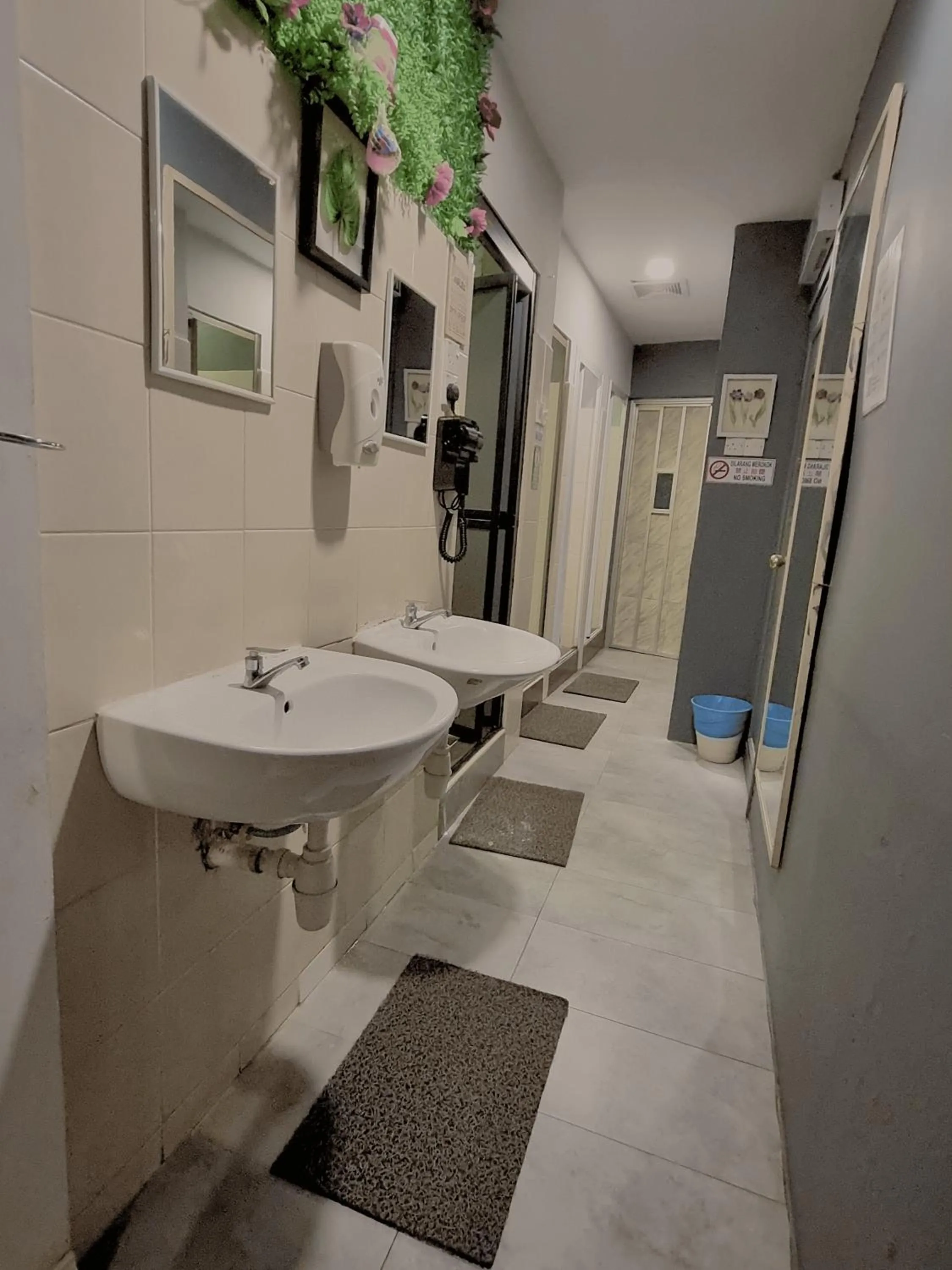 Travelogue Guest House