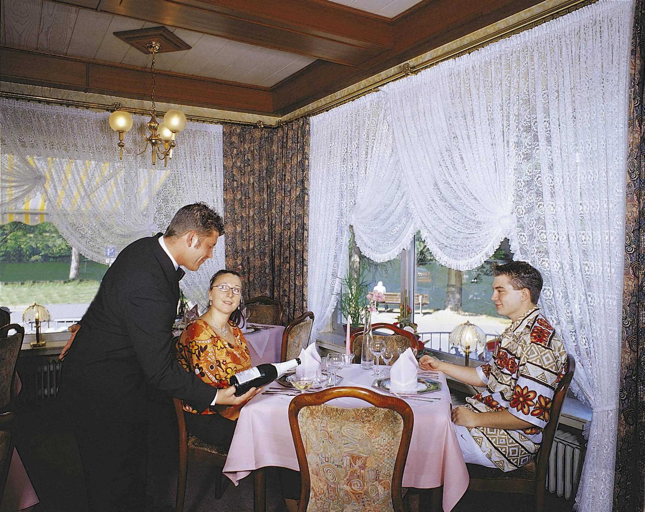 Restaurant/places to eat in Hotel Seemöwe