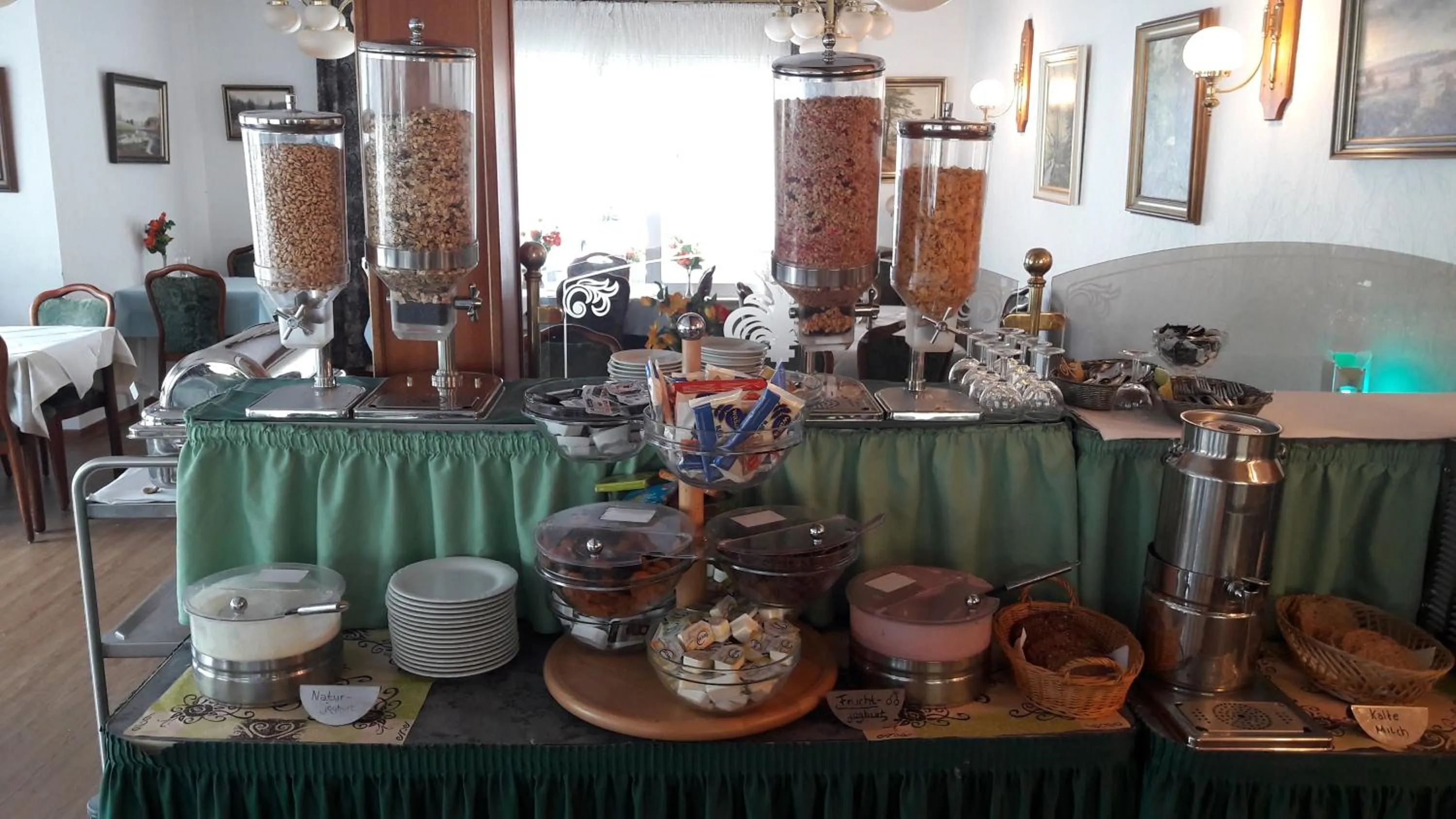 Buffet breakfast in Hotel Seemöwe