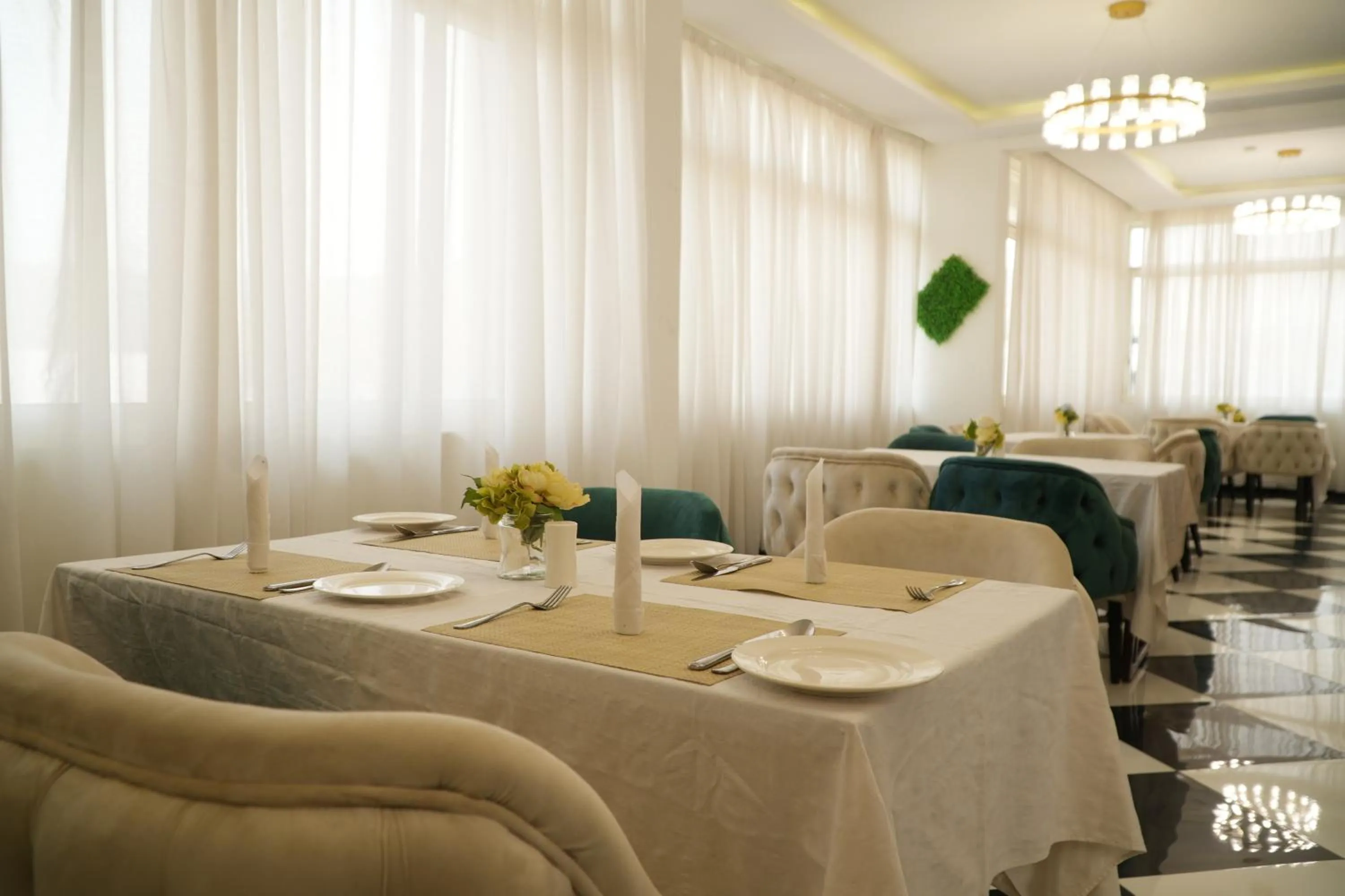 Restaurant/places to eat in Amor Hotels Abuja