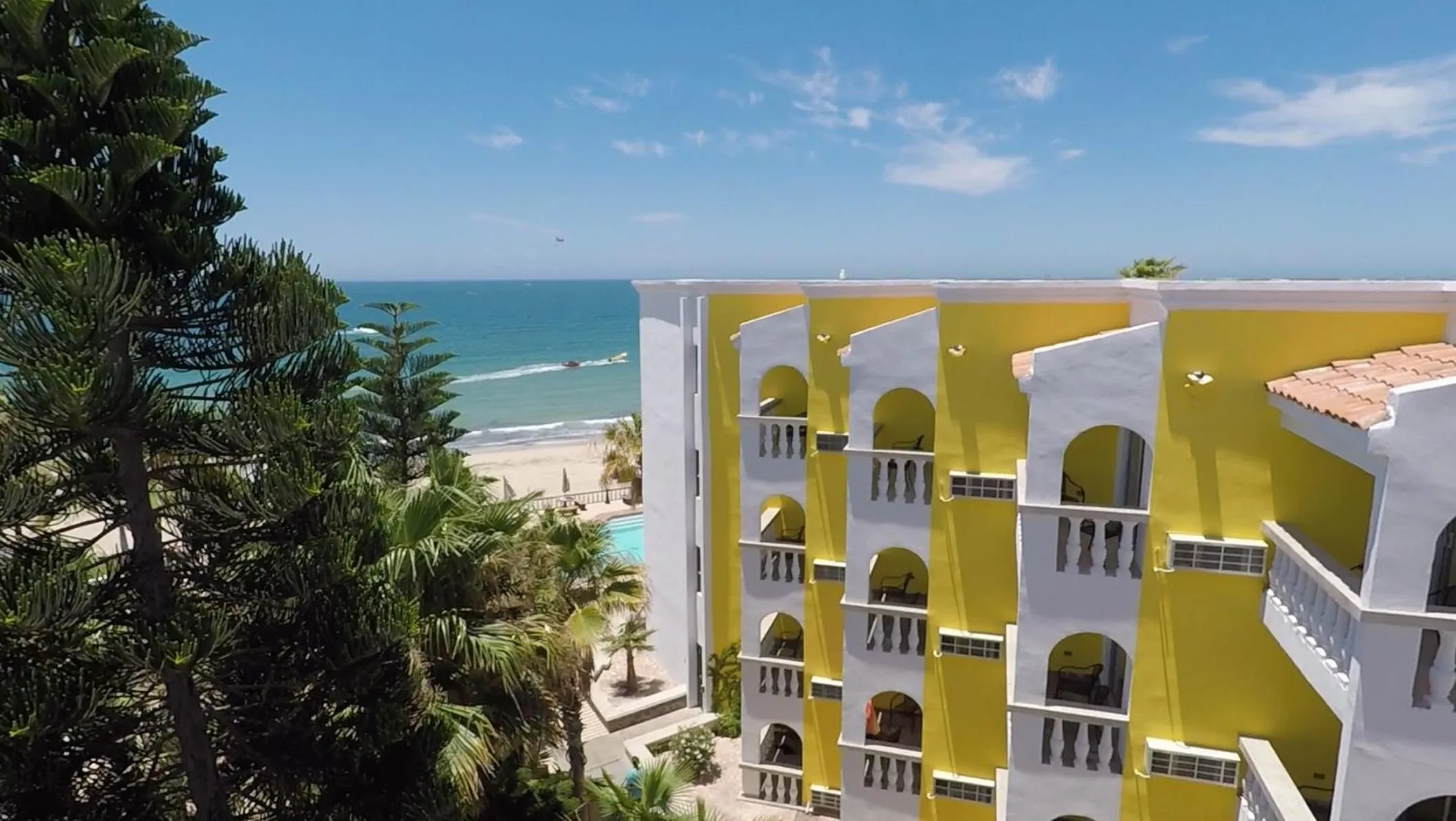 Property building in Hotel Playa Bonita Resort