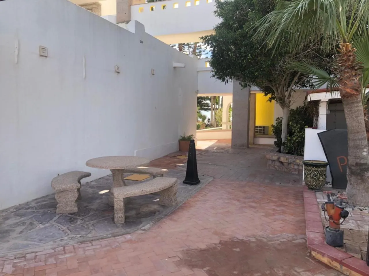 Patio in Hotel Playa Bonita Resort