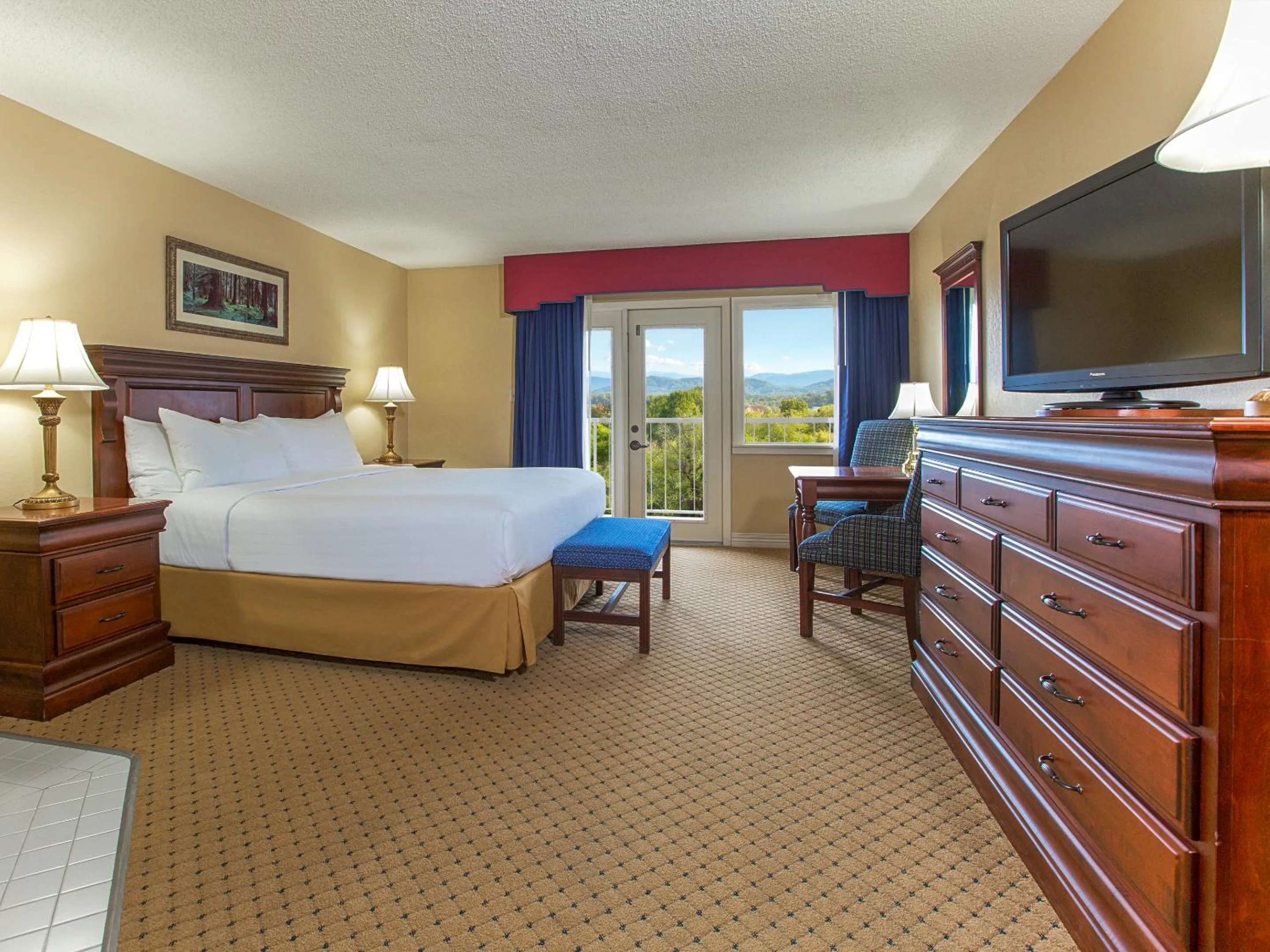 Photo of the whole room, Bed in Music Road Resort Hotel and Inn