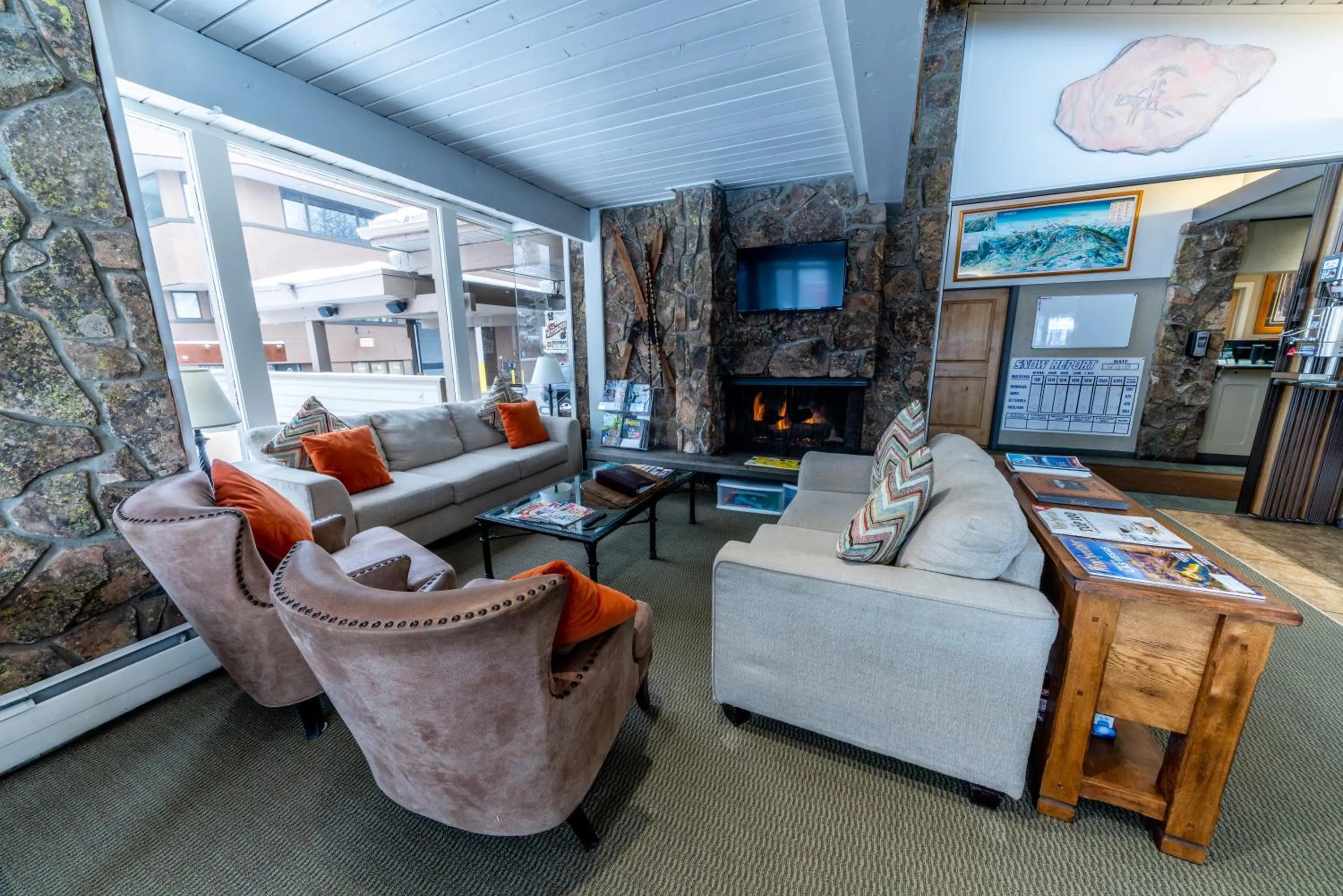 Lobby or reception in Pokolodi Lodge