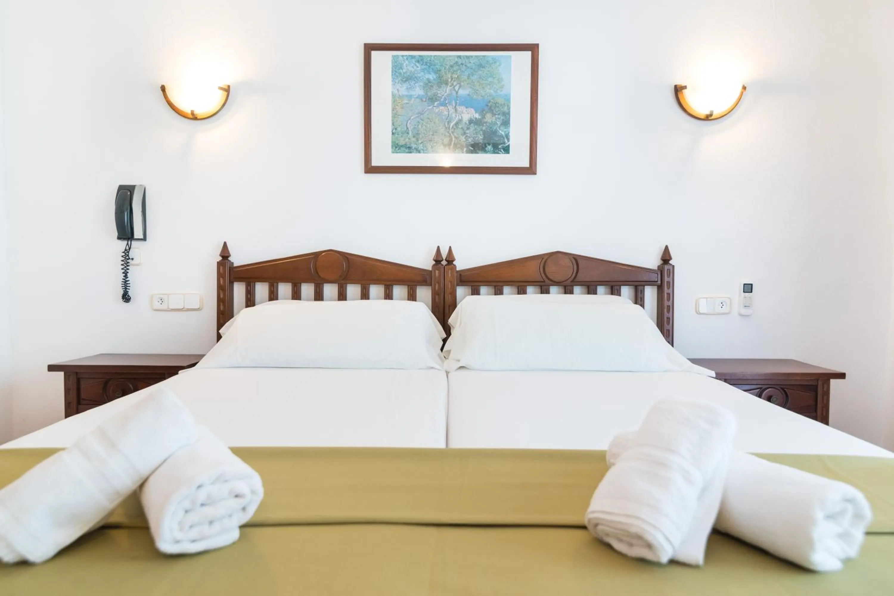 Bed in Hotel Ses Puntetes