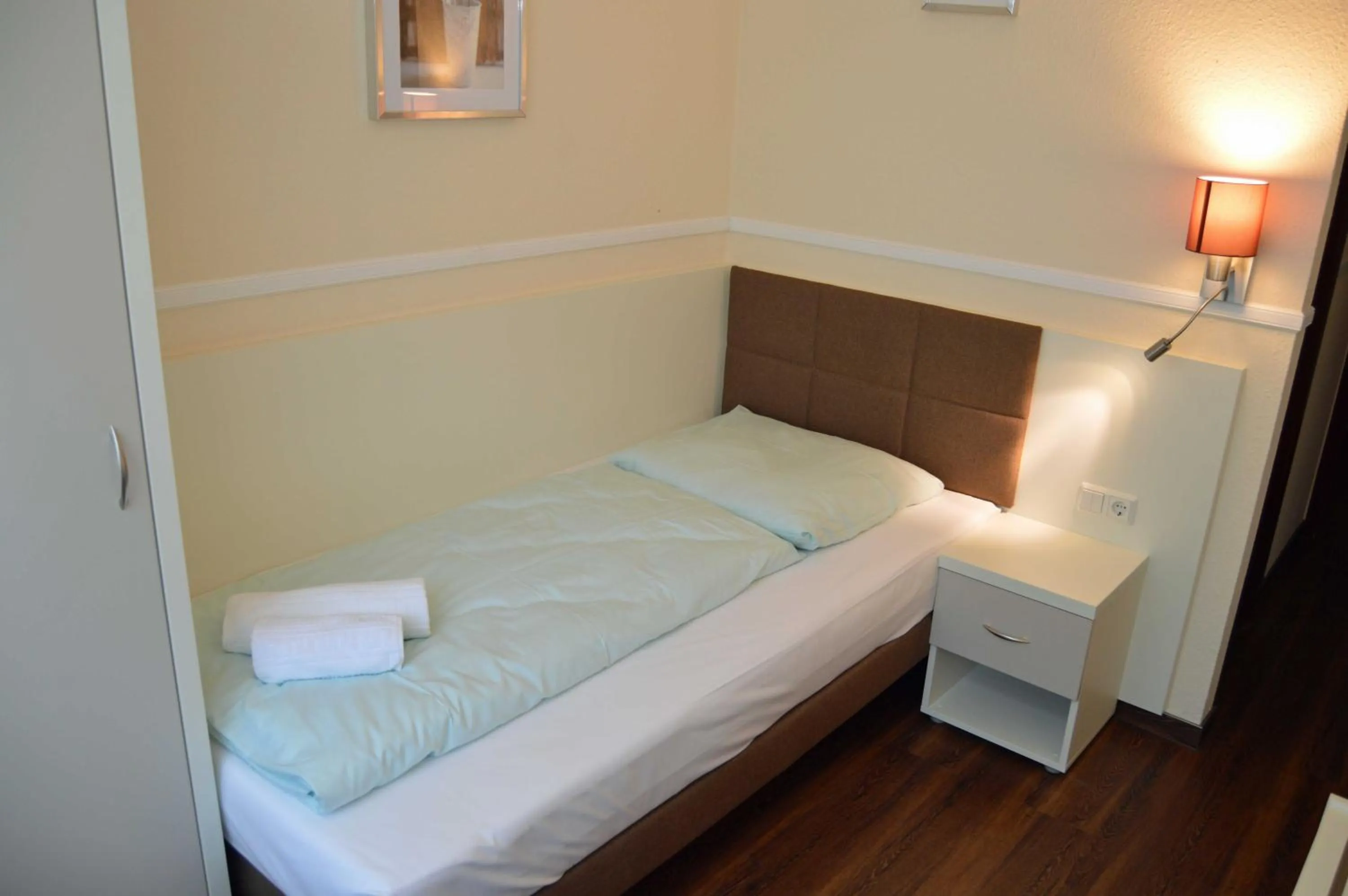 Photo of the whole room, Bed in G&H Hotel Rosengarten