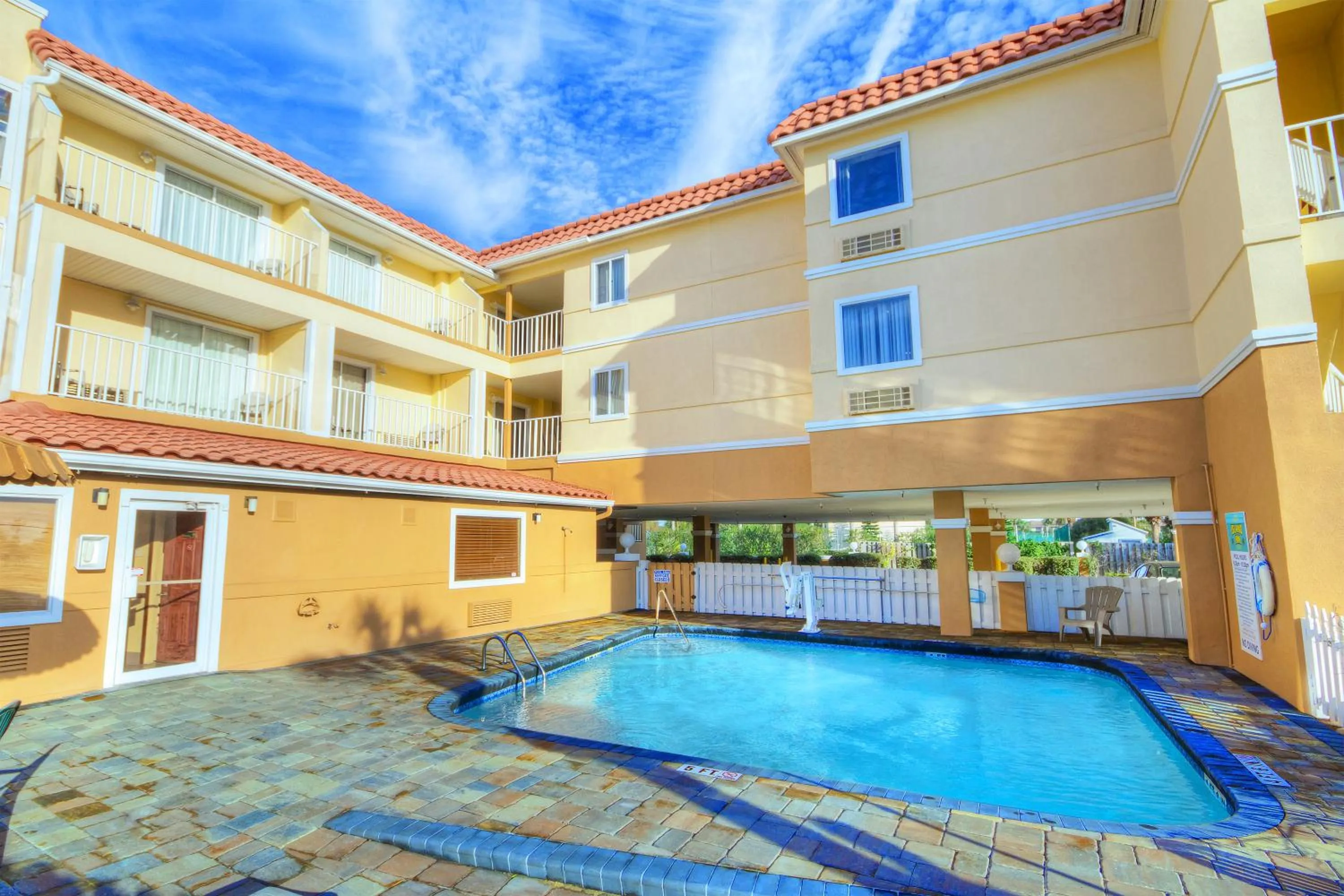 Swimming pool in St. Augustine Island Inn