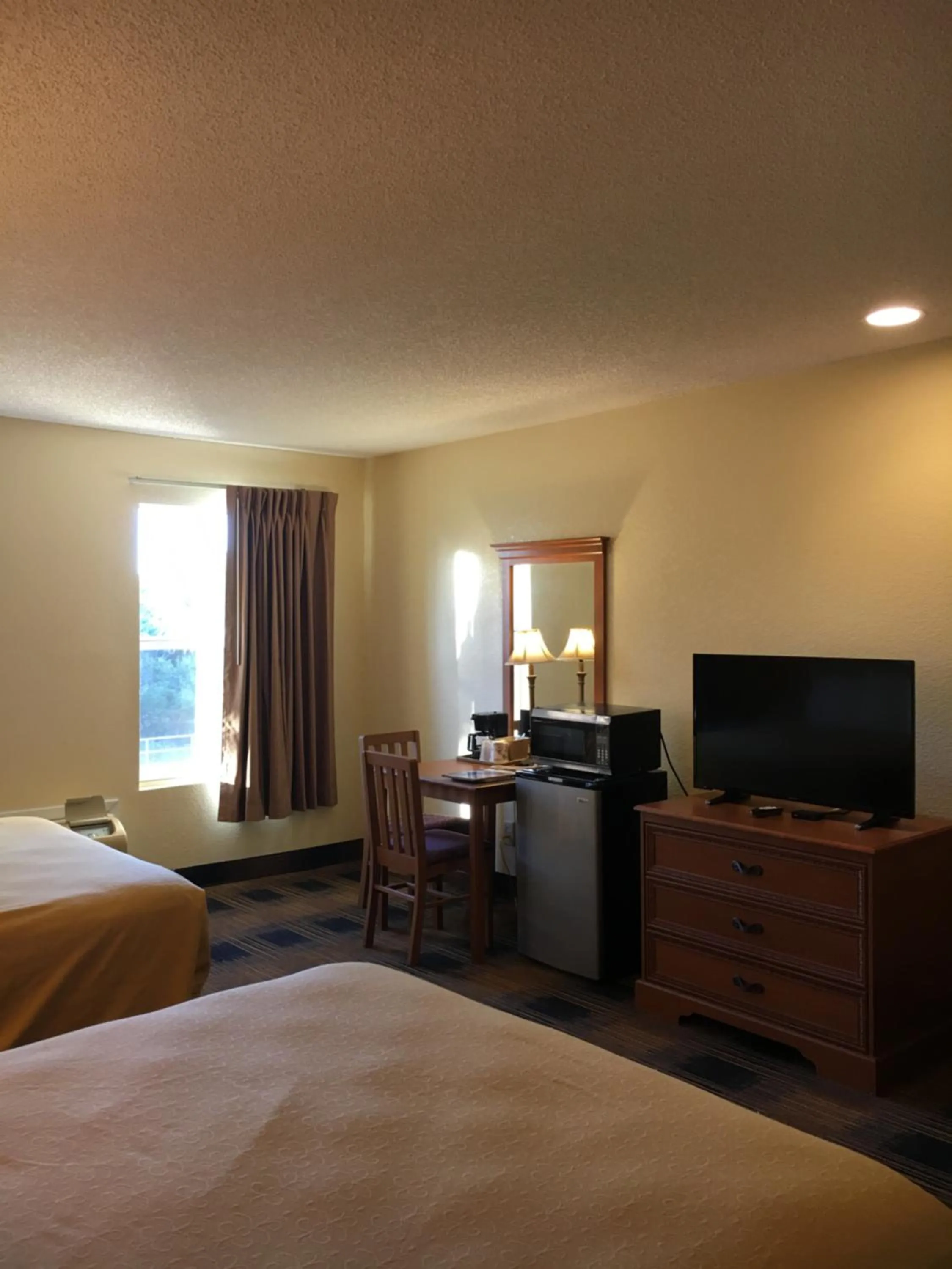 Bed in St. Augustine Island Inn