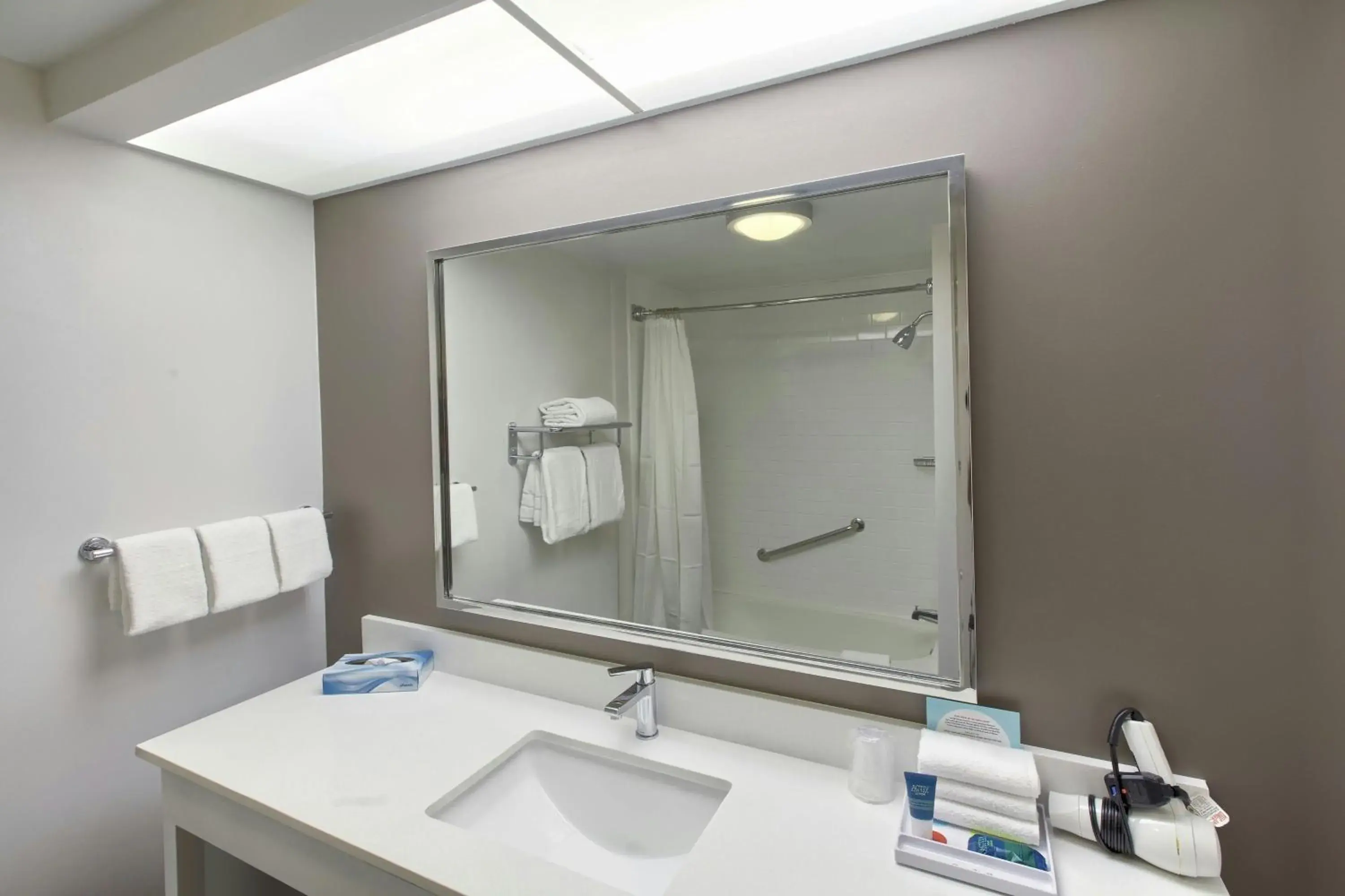 Suite, 2 Queen, City view in Four Points by Sheraton Charlotte/Pineville Suite, 2 Queen, City view in Four Points by Sheraton Charlotte/Pineville