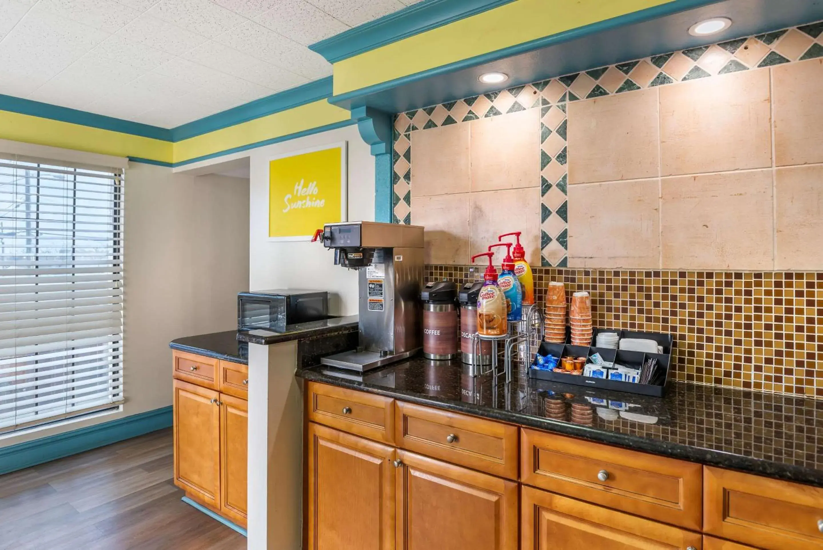 Breakfast in Days Inn by Wyndham Richmond/South Breakfast in Days Inn by Wyndham Richmond/South