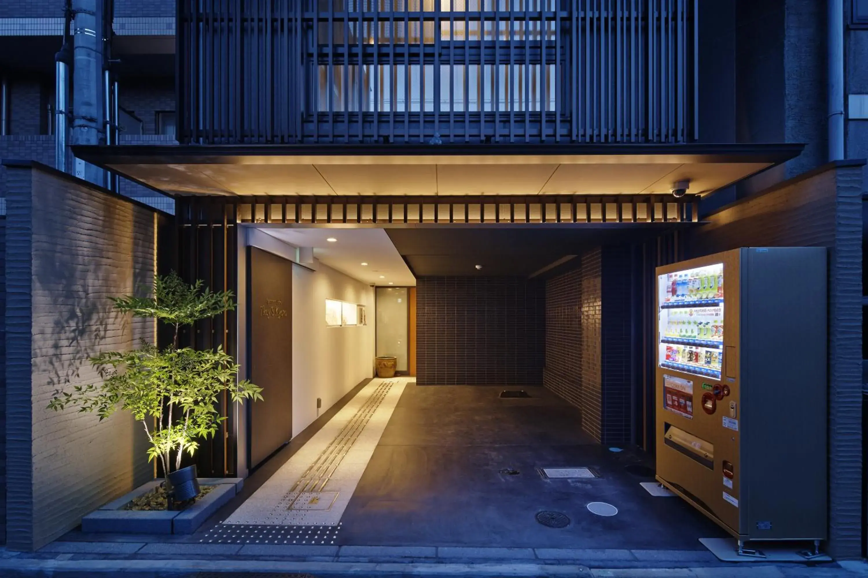 Facade/entrance in Apartment Hotel 7key S Kyoto Facade/entrance in Apartment Hotel 7key S Kyoto