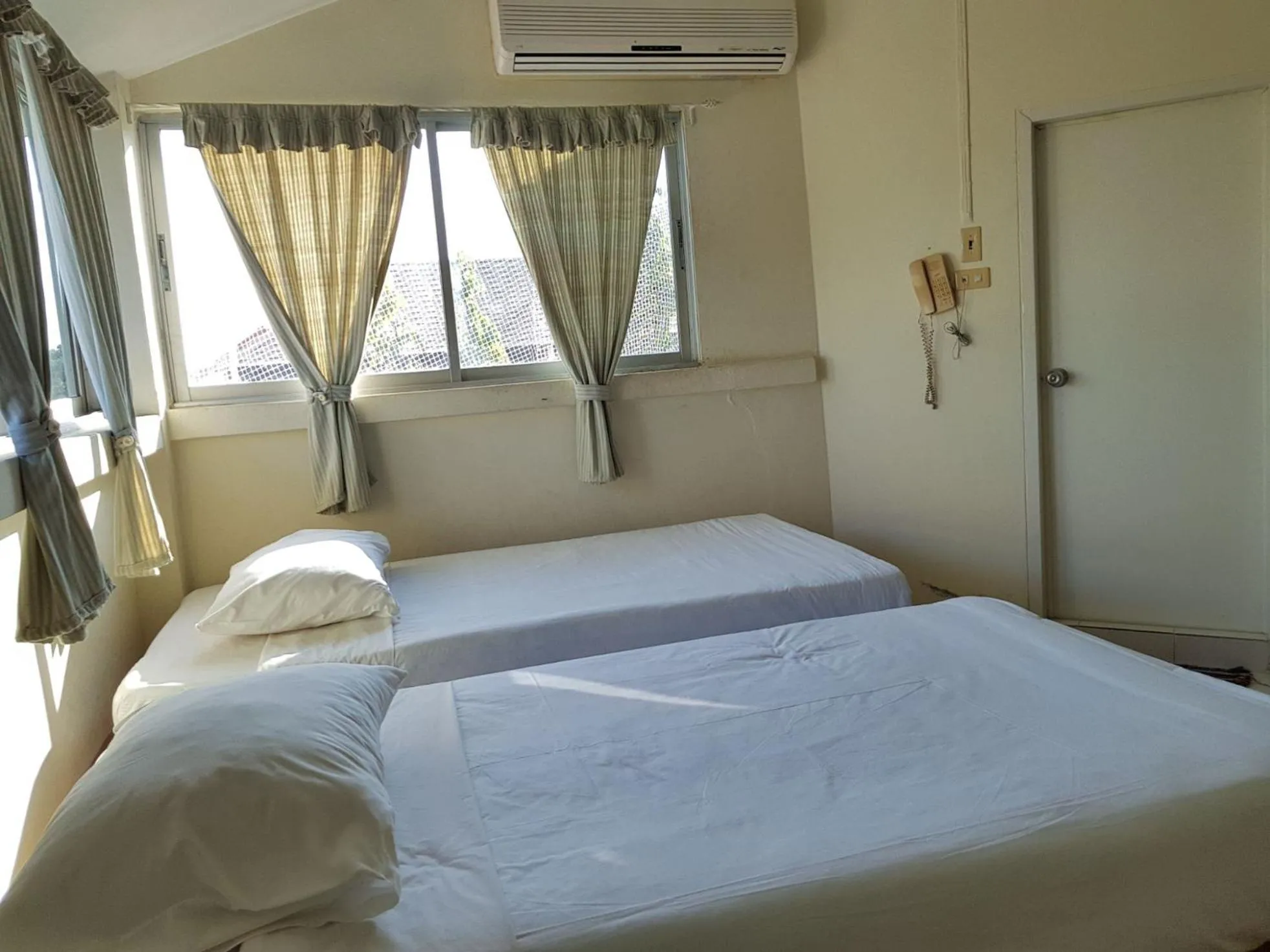 Photo of the whole room, Bed in Casa Holiday Hotel SHA