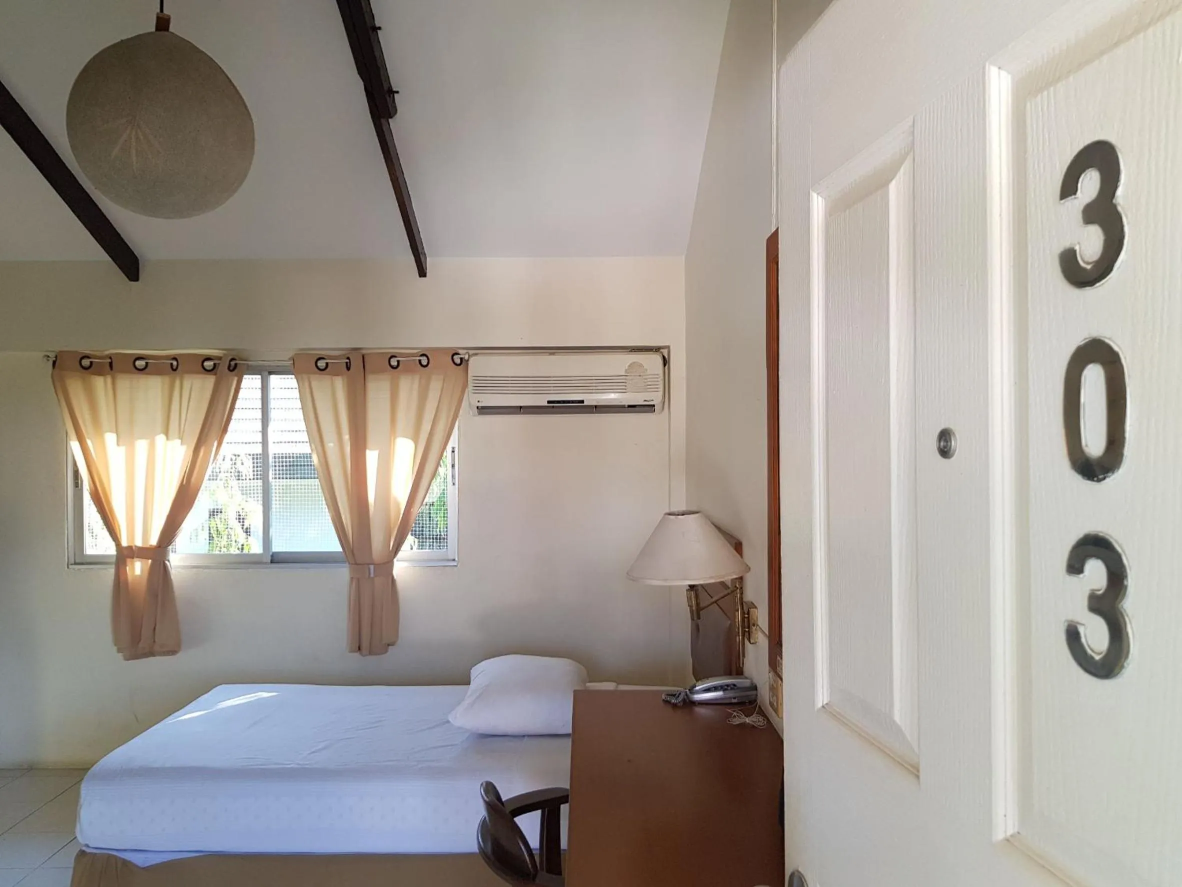 Photo of the whole room, Bed in Casa Holiday Hotel SHA