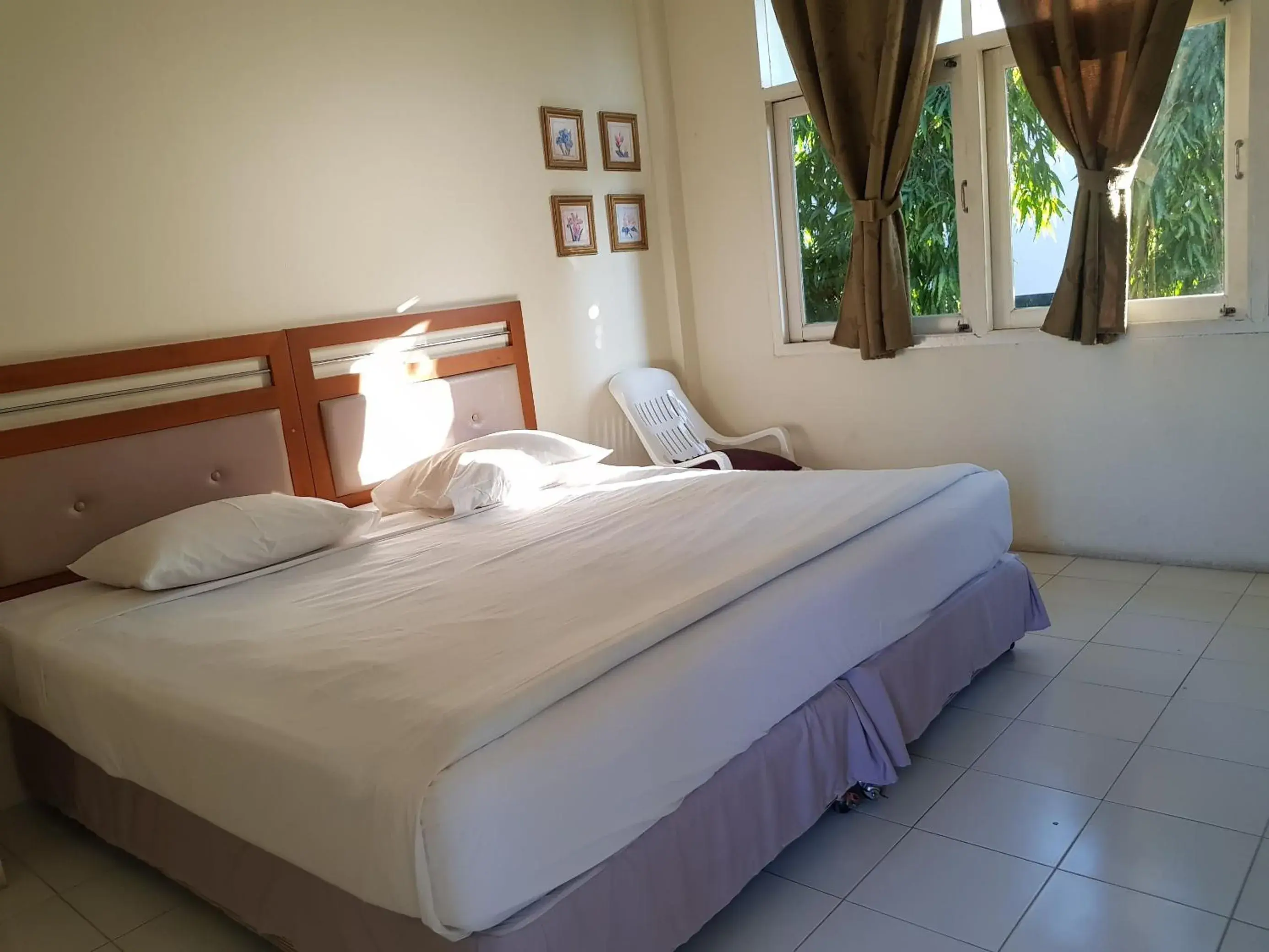 Photo of the whole room, Bed in Casa Holiday Hotel SHA Photo of the whole room, Bed in Casa Holiday Hotel SHA