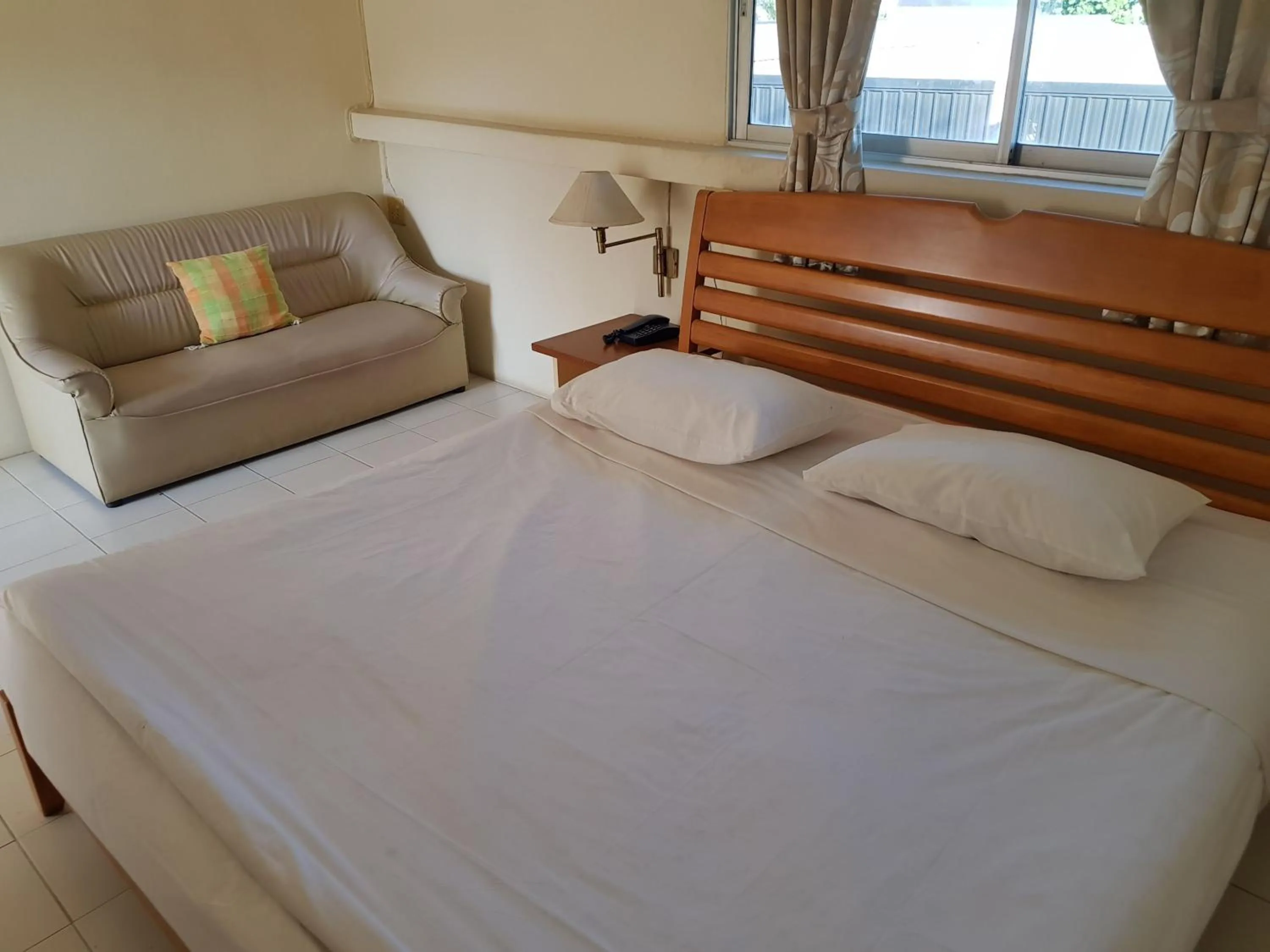 Photo of the whole room, Bed in Casa Holiday Hotel SHA