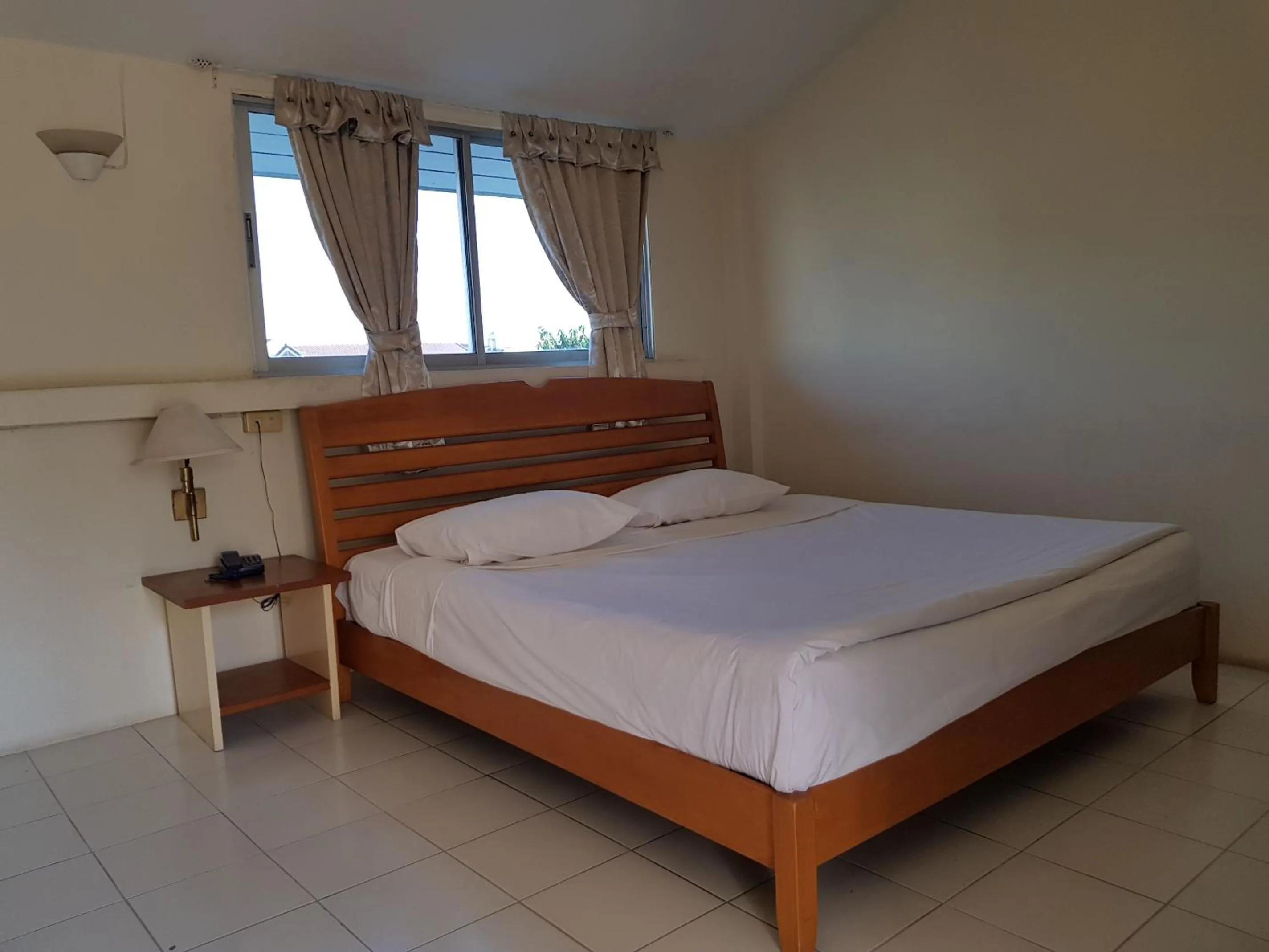 Photo of the whole room, Bed in Casa Holiday Hotel SHA