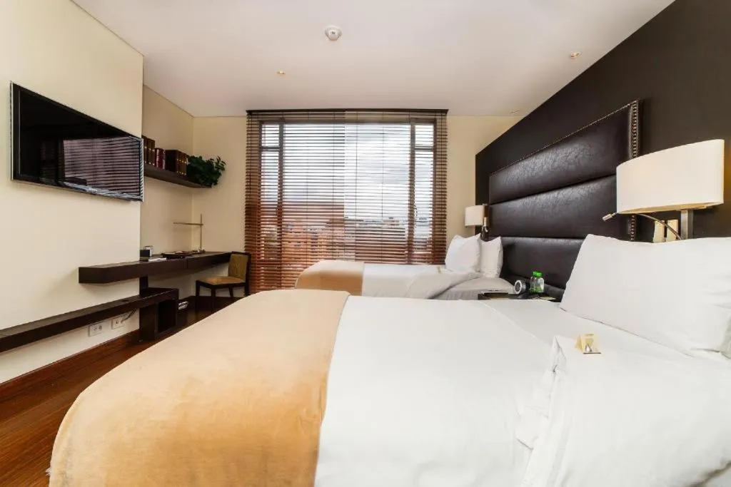 Photo of the whole room, Bed in Hotel Cabrera Imperial By key 33